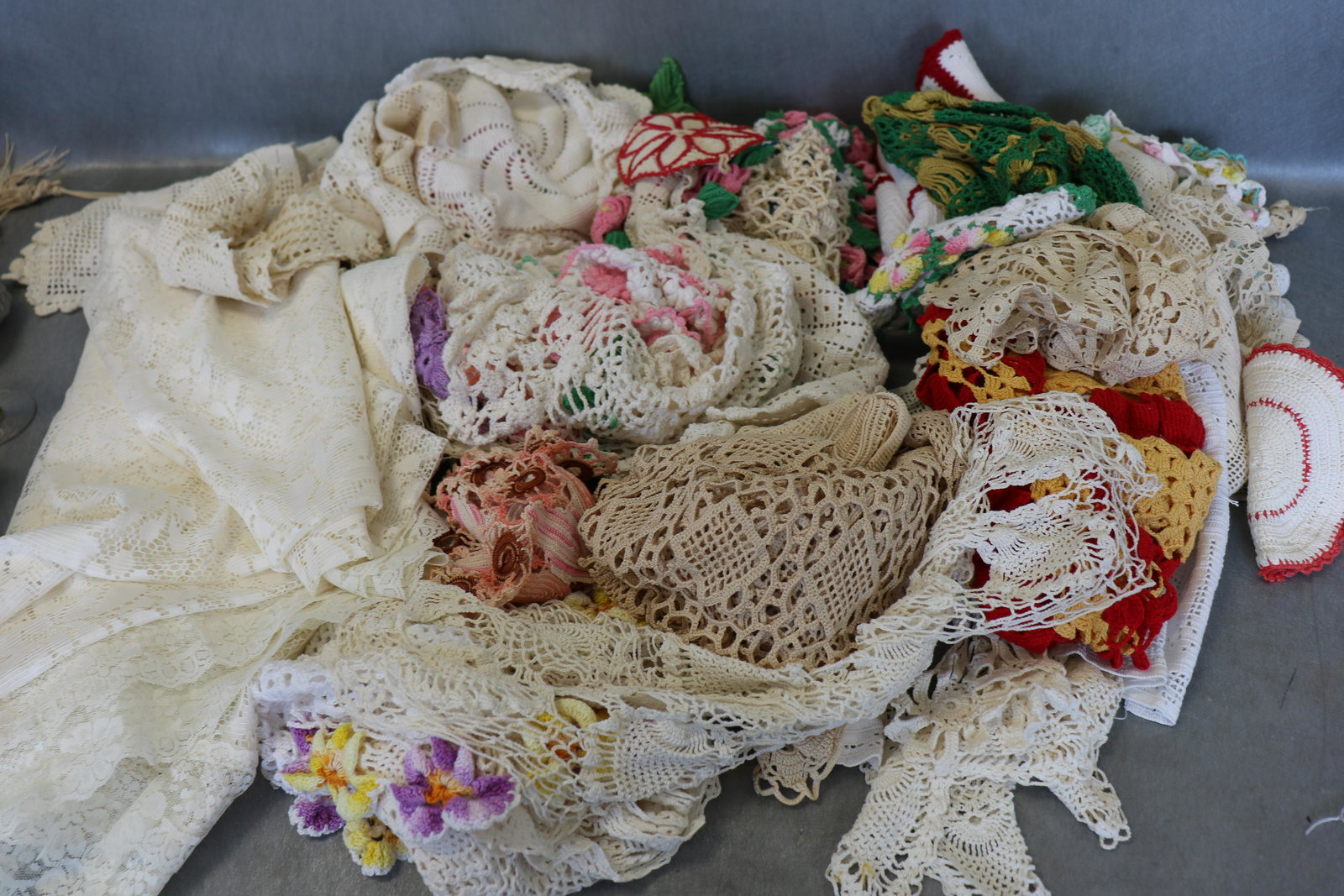 Large Lot Vintage Crocheted Doilies, Mats, Runners: Great variety, all in very good condition.