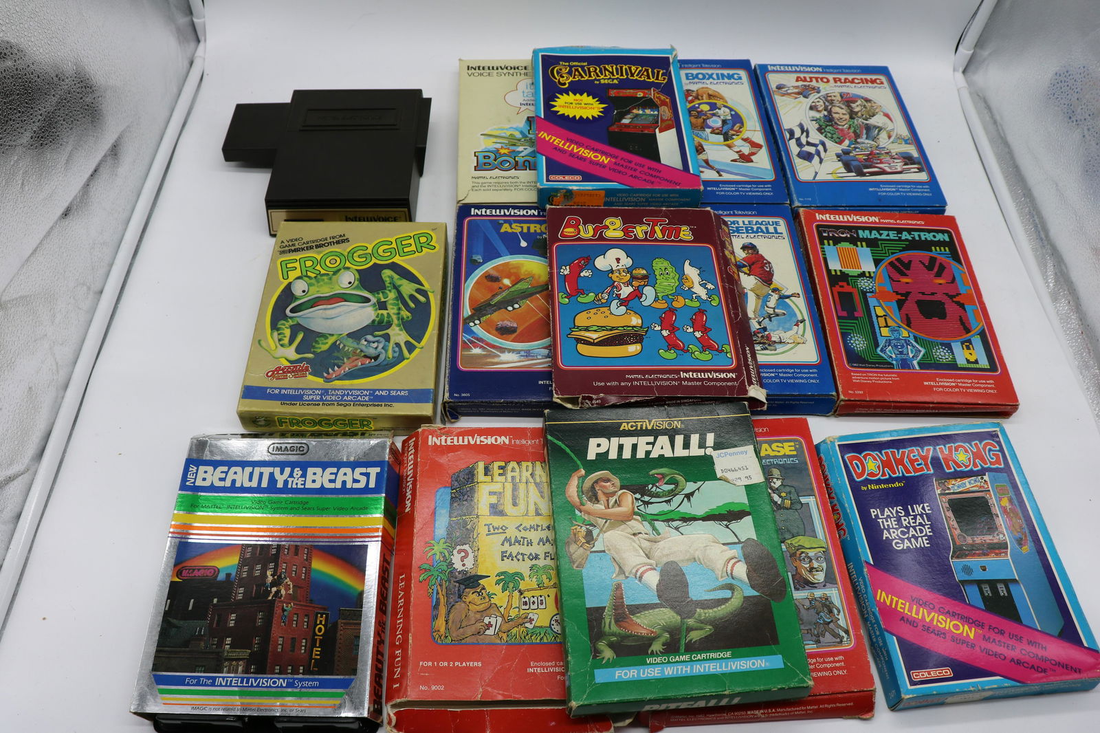 13 Mattel Vintage Intellivision Cartridges & Voice (1 of 8)