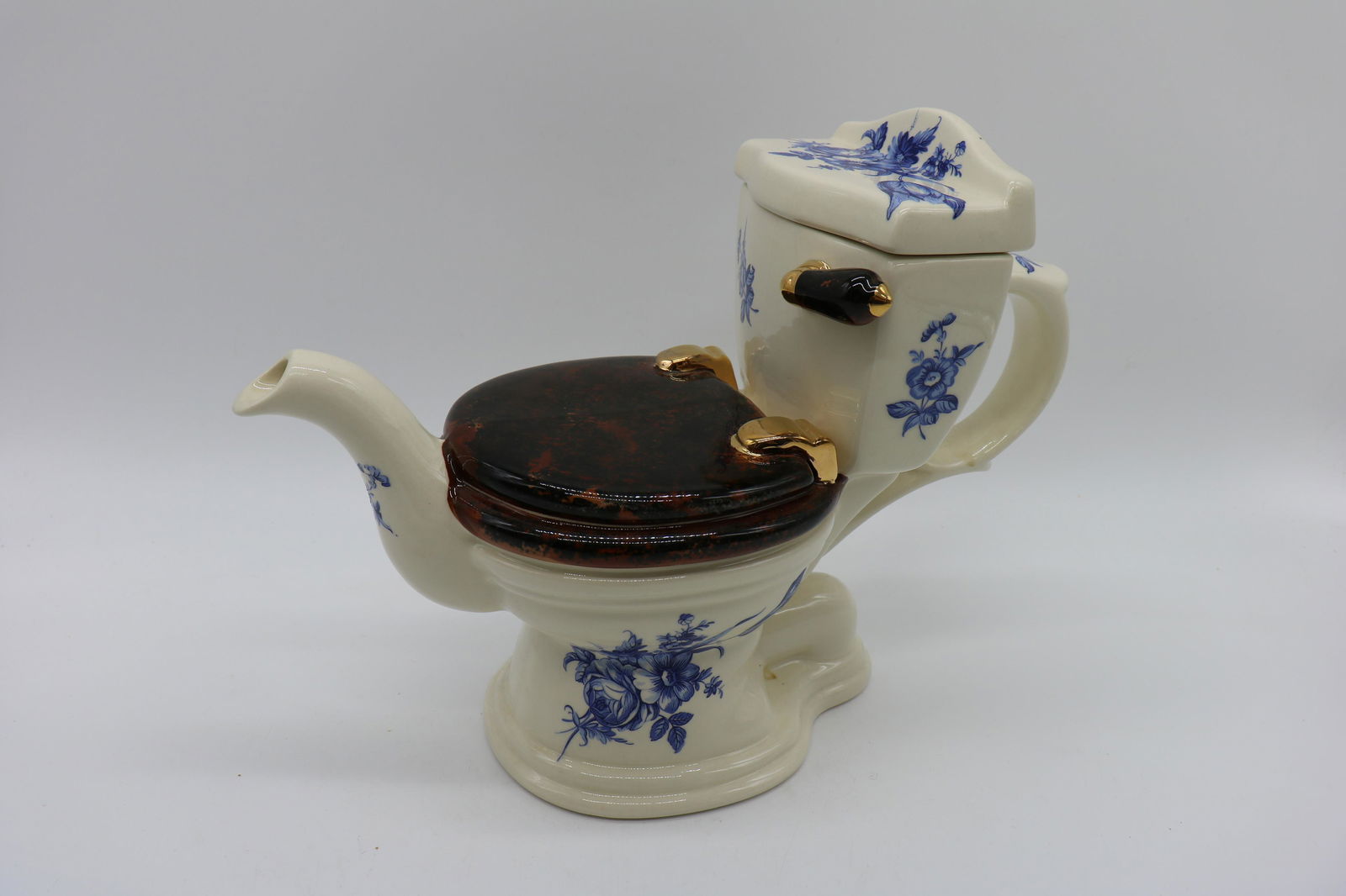 Tony Carter Toilet Tea Pot Ceramic Blue & White Floral (1 of 5)
