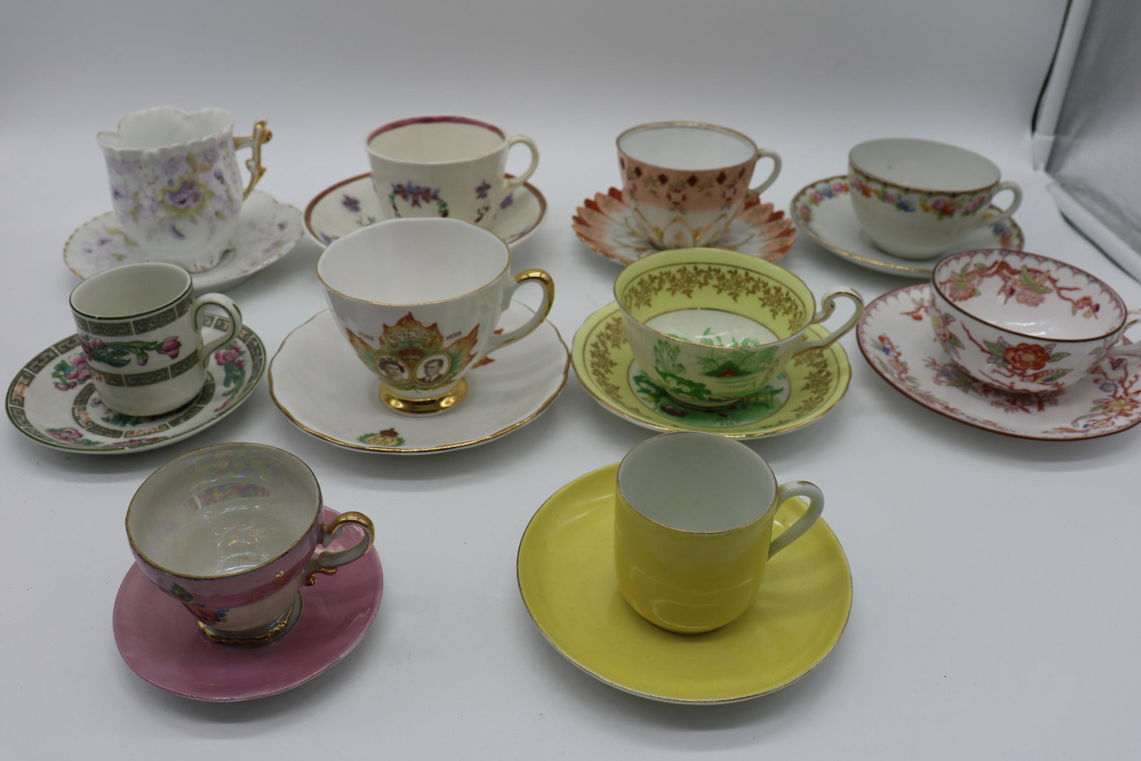 Lot of Vintage & Antique Bone China Cups & Saucers: England, German, Czechoslovakia, and more all in good condition