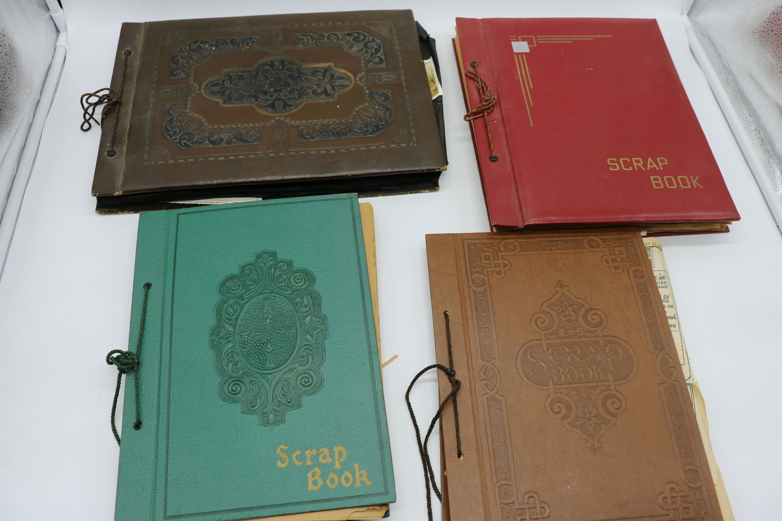 Lot Of Vintage & Antique Photo's (1 of 16)