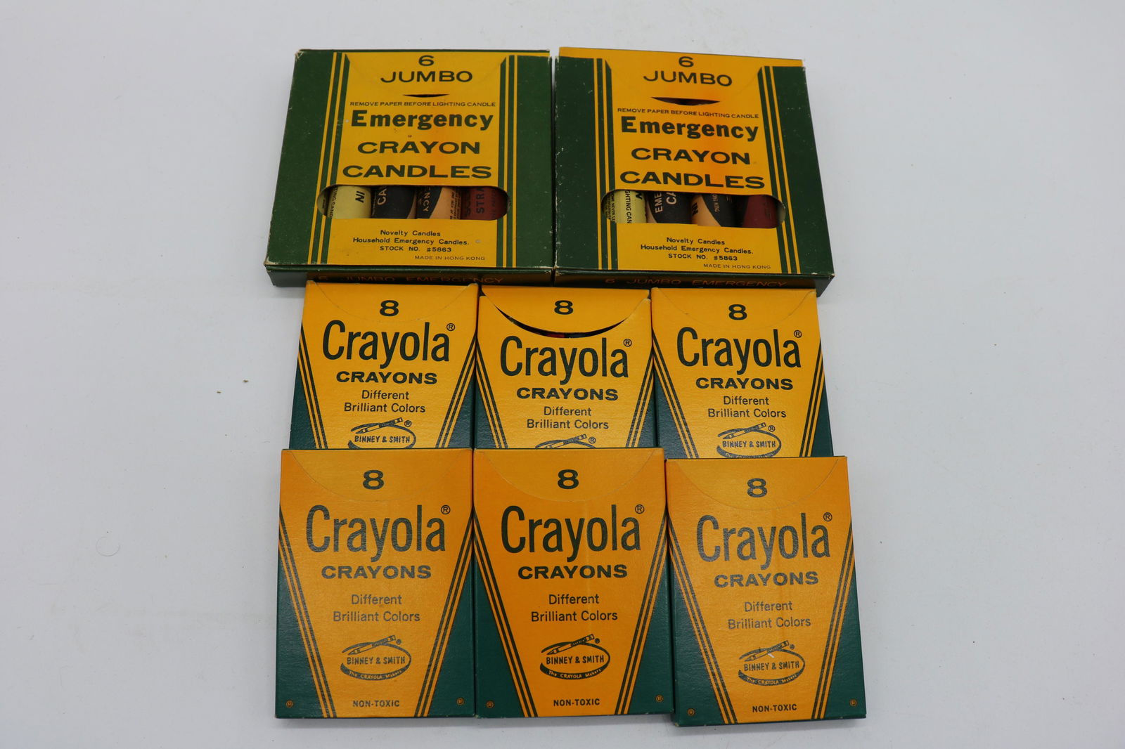Vintage Lot Jumbo Emergency Crayon Candles & Crayola (1 of 5)