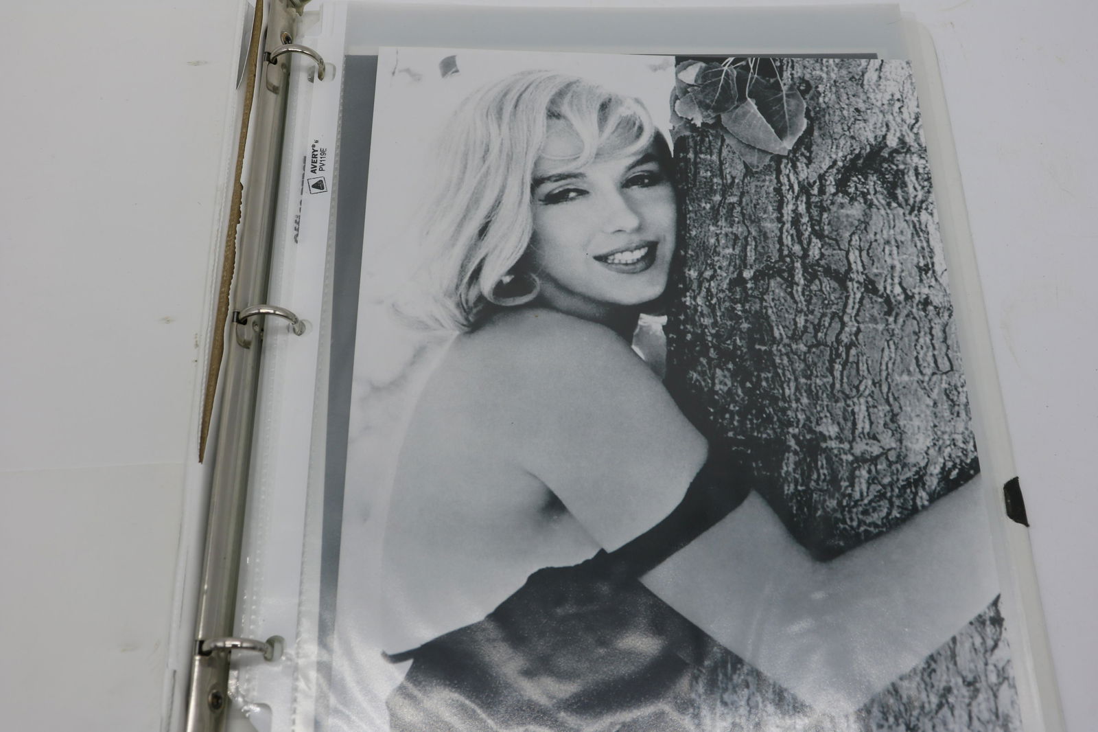 Lot of 13 Marilyn Monroe Photo's (1 of 13)