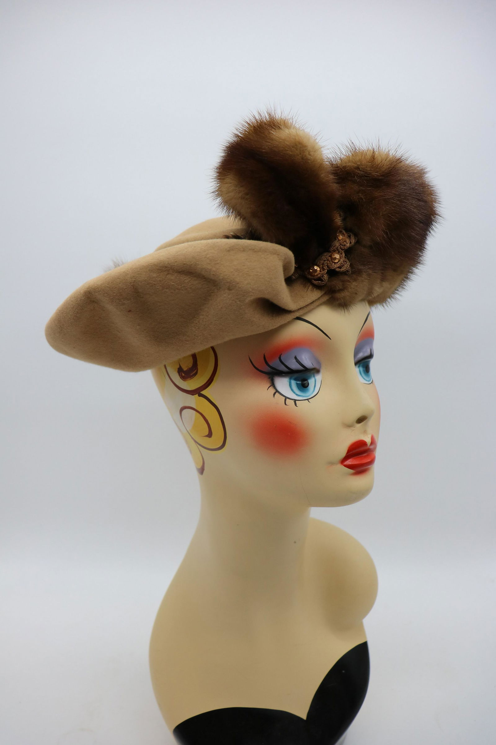 Vintage 1940's Edythe's Felt Hat With Mink: Mink trim with mink feet, stick pin with mink fur & foot. Metallic ribbon and bead detail in front.