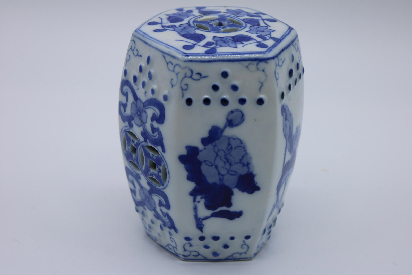 Miniature Chinese Blue & White Garden Seat: hand painted blue floral decoration under glaze, approx. 4 1/2 inches tall