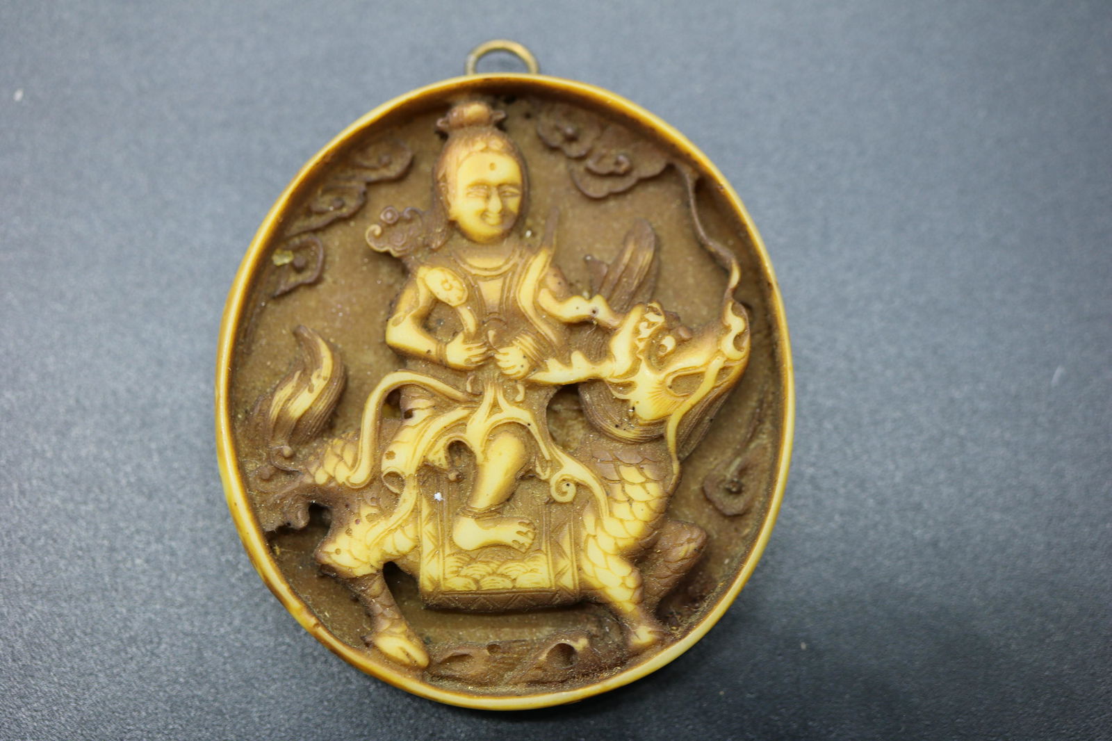 Vintage Carved Chinese Pendant, Signed (1 of 4)