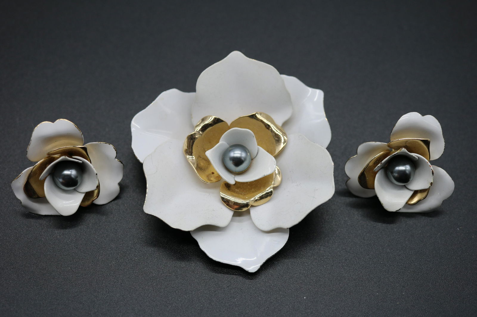 Vintage Sarah Coventry Enamel Flower Brooch & Earring (1 of 6)