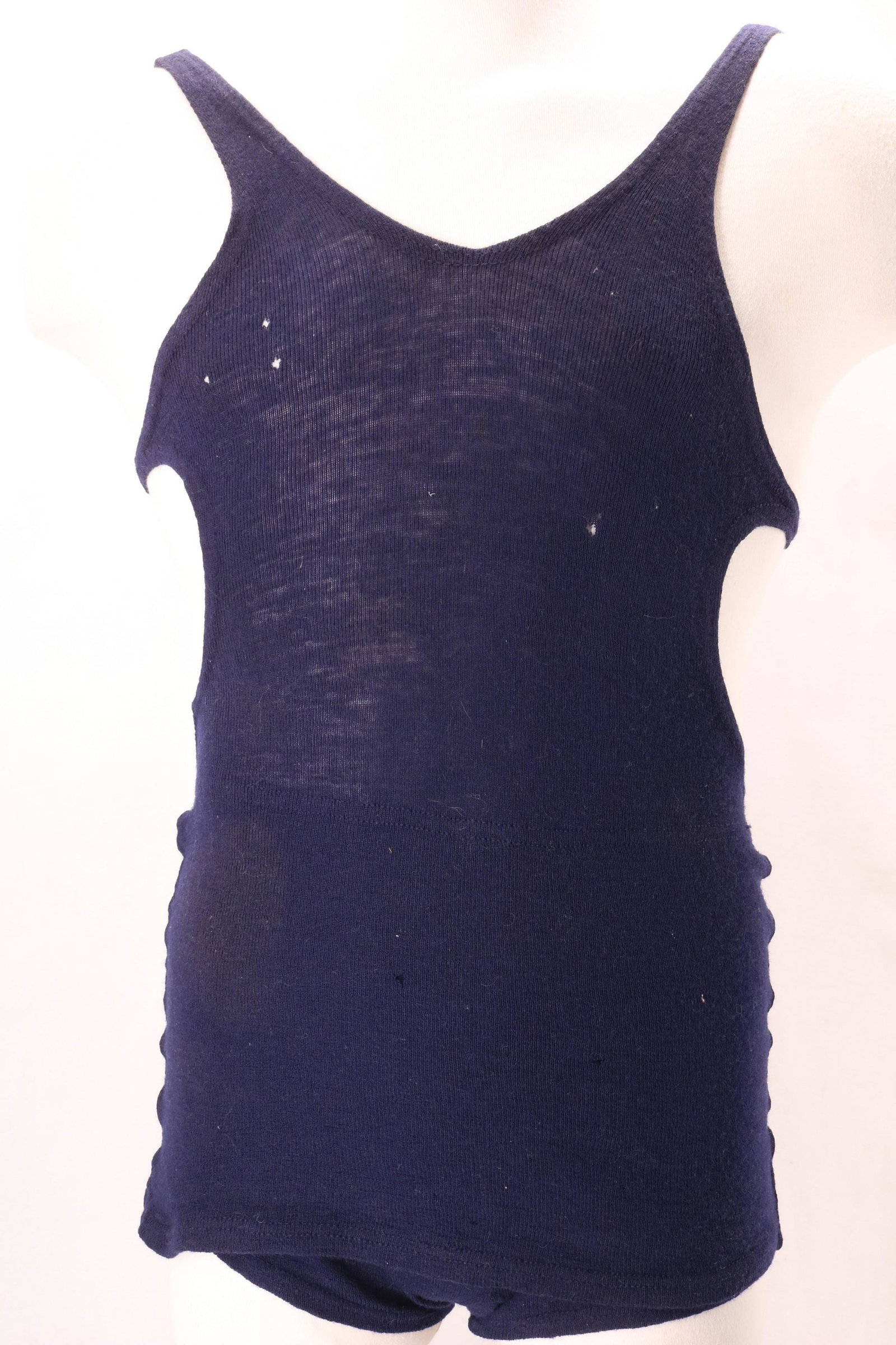 1920's All Wool Men's METROPOLITAN Swimsuit: 1920's All Wool Men's METROPOLITAN Swimsuit with a couple of small holes- please see photos. Approx: Hip 30"