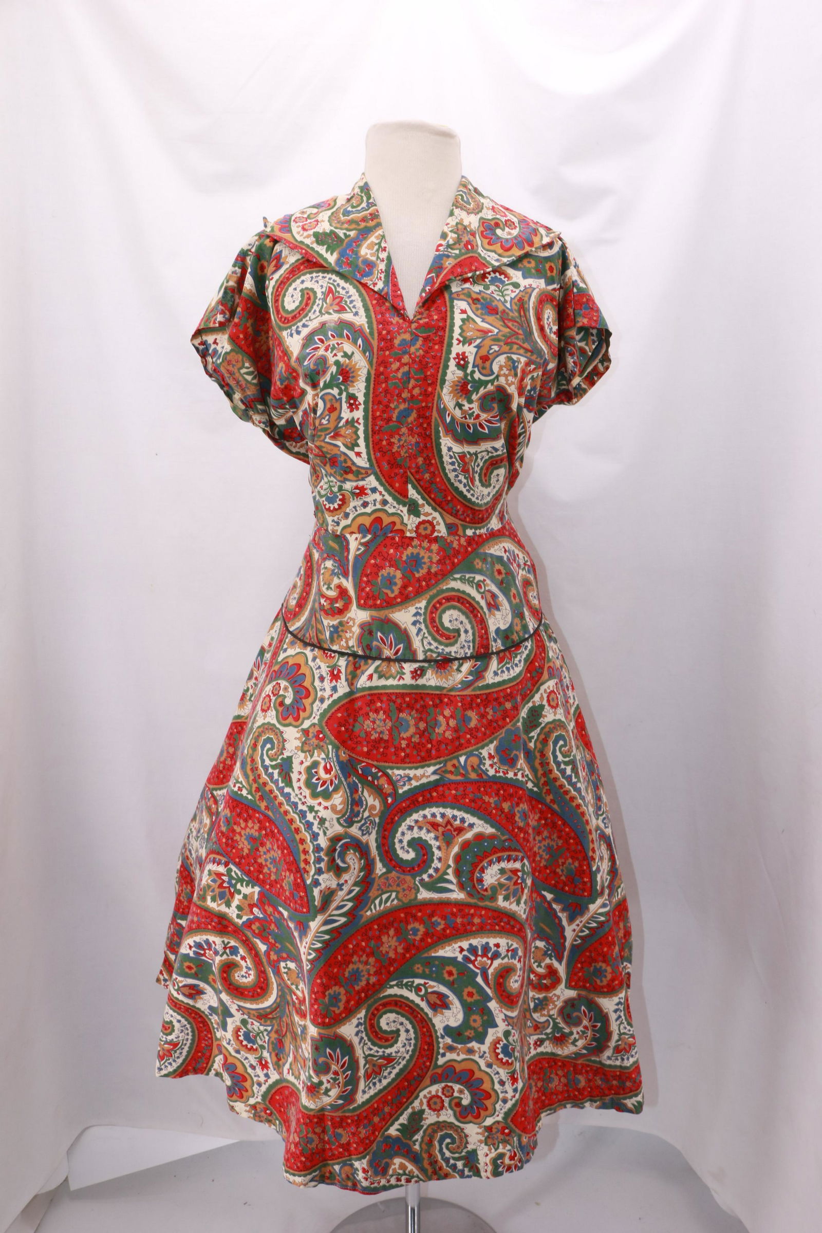 Vintage 1950's Giant Paisley Cotton Dress (1 of 5)
