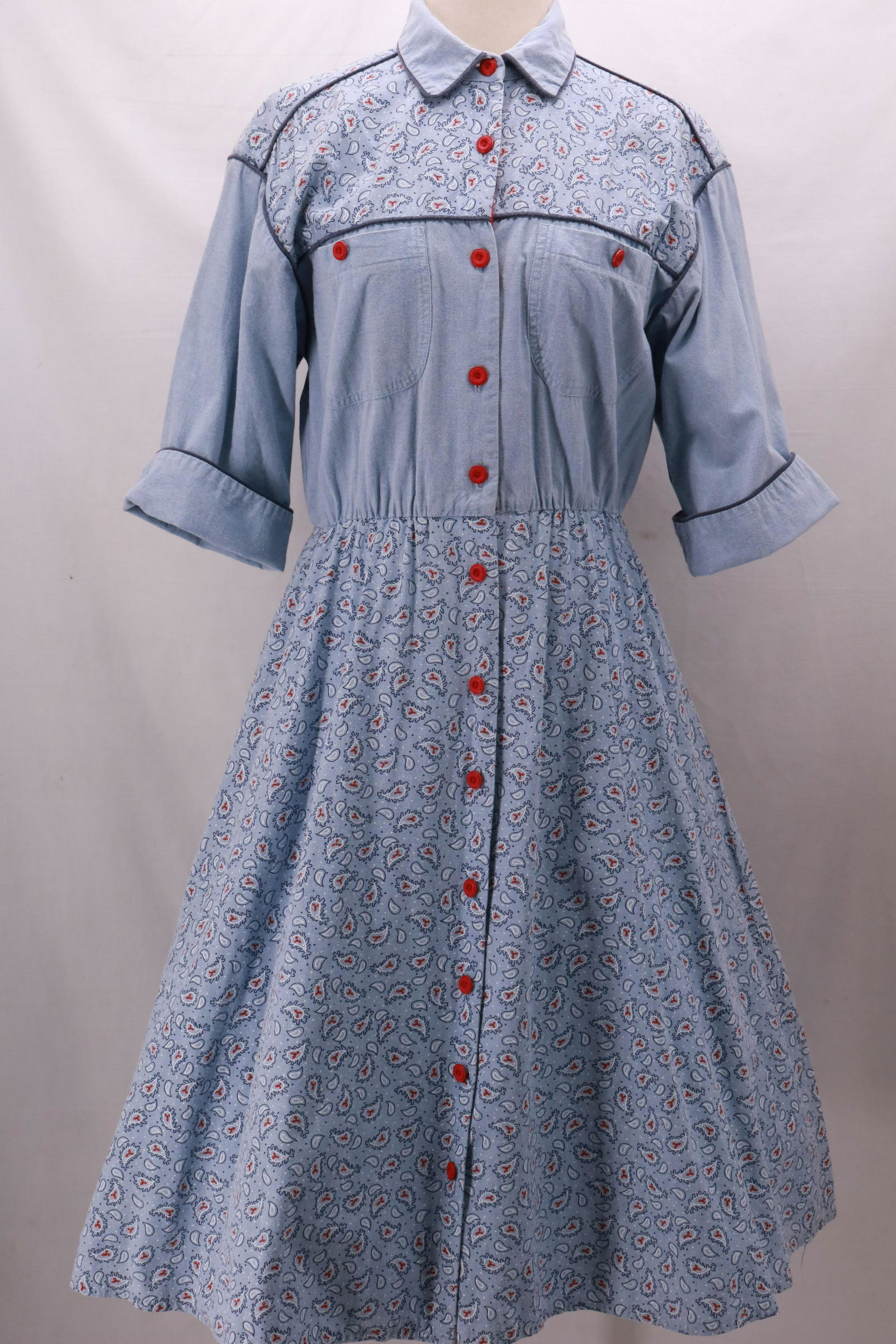 Vintage 1970's BROWNSTONE STUDIO Denim Chambray Paisley (1 of 10)