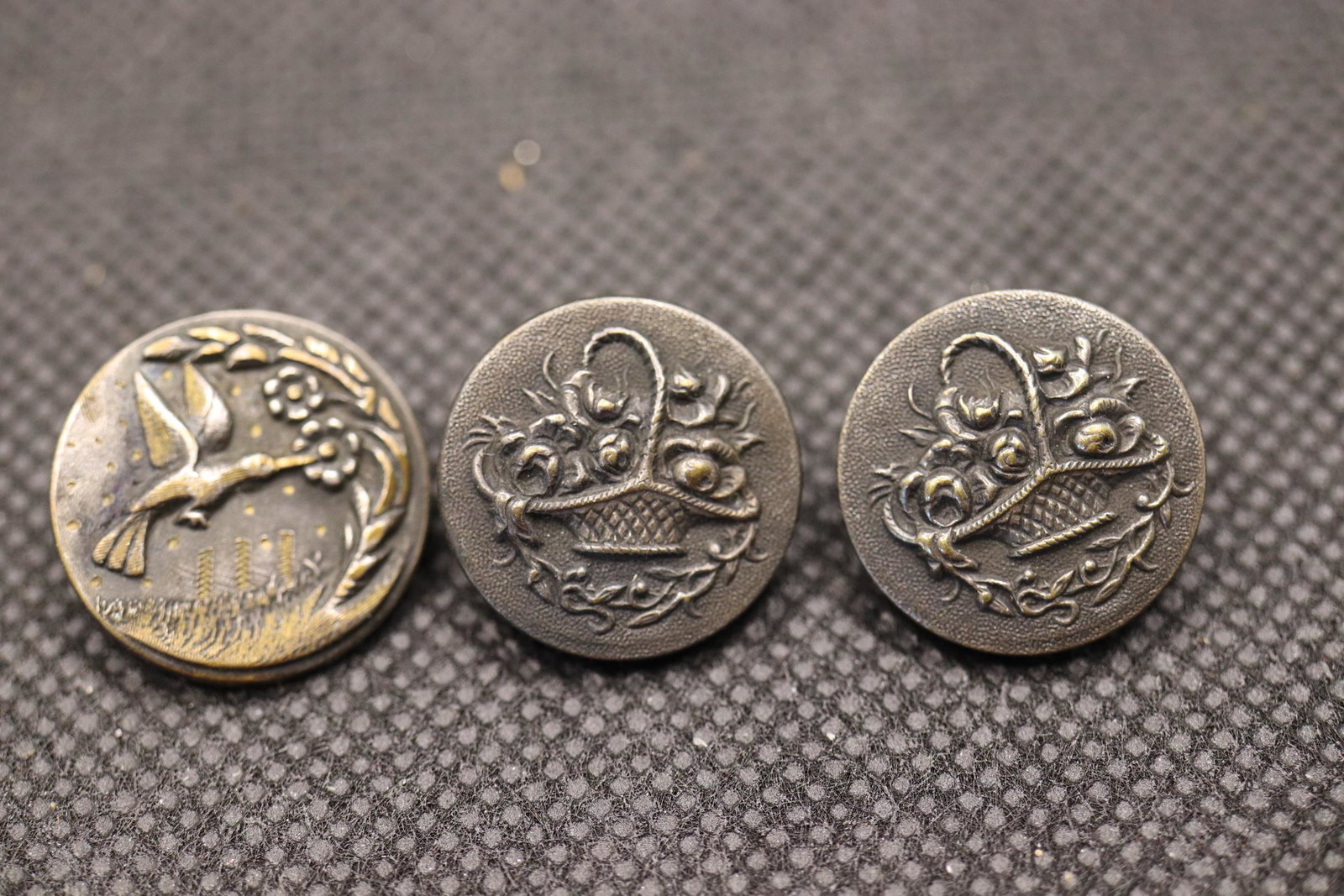 Lot of 3 Victorian Buttons, Humming Bird & Flower: one humming Bird button and 2 flower basket buttons