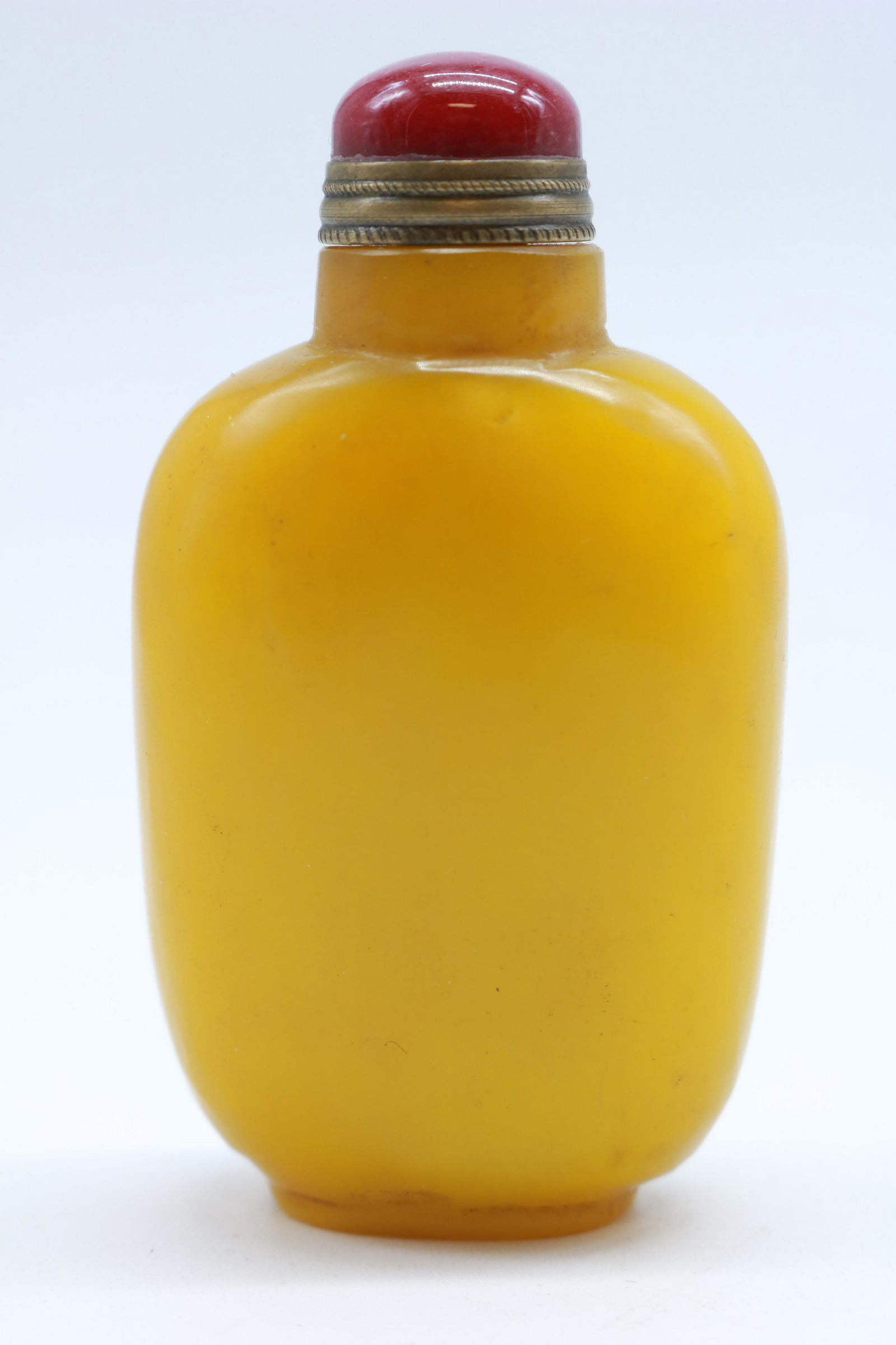 Vintage Yellow Stone/Jade Snuff Bottle: red stone top on yellow stone snuff bottle
