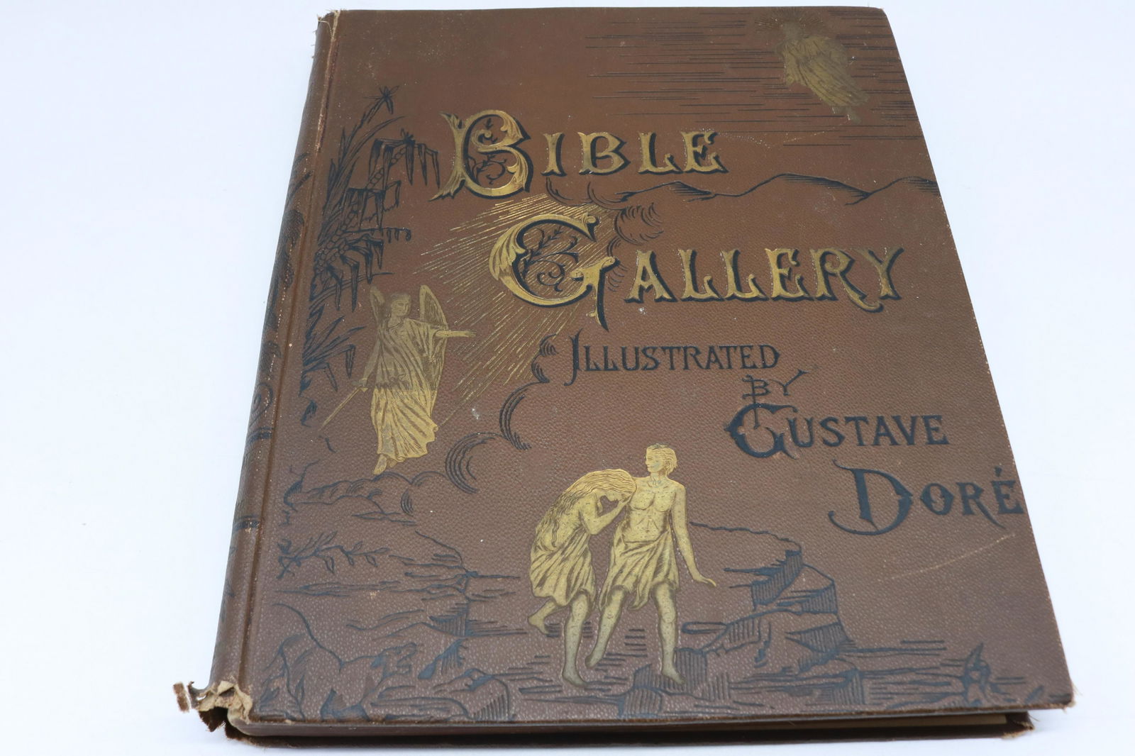 Antique Book Bible Gallery Illustrated by Gustave Dore: Large, oversized book published by Cassell Publishing Company, New York. Measures 9.5" x 12"x1.5"