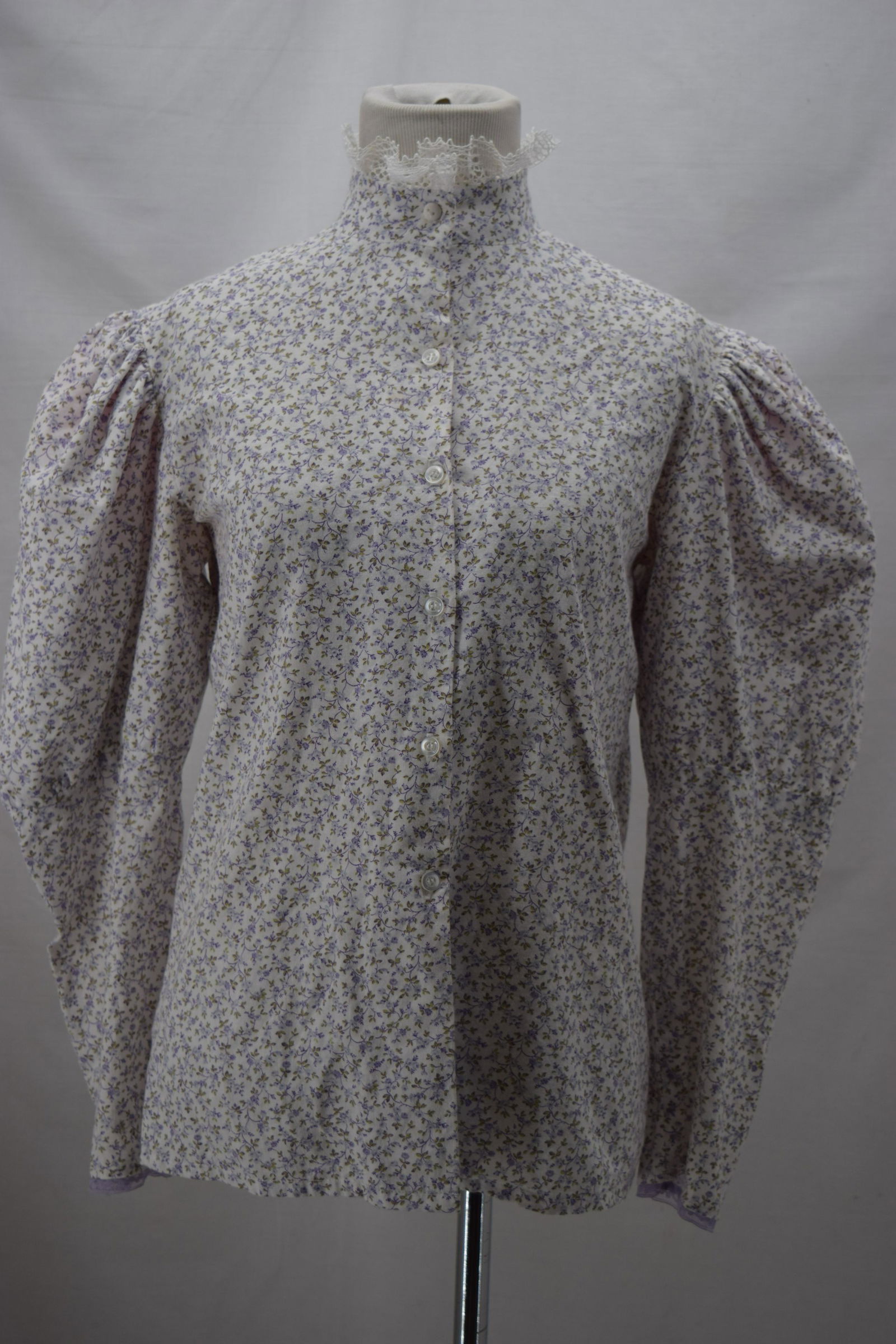 Vintage 1980's Victorian Style Cotton Blouse (1 of 6)