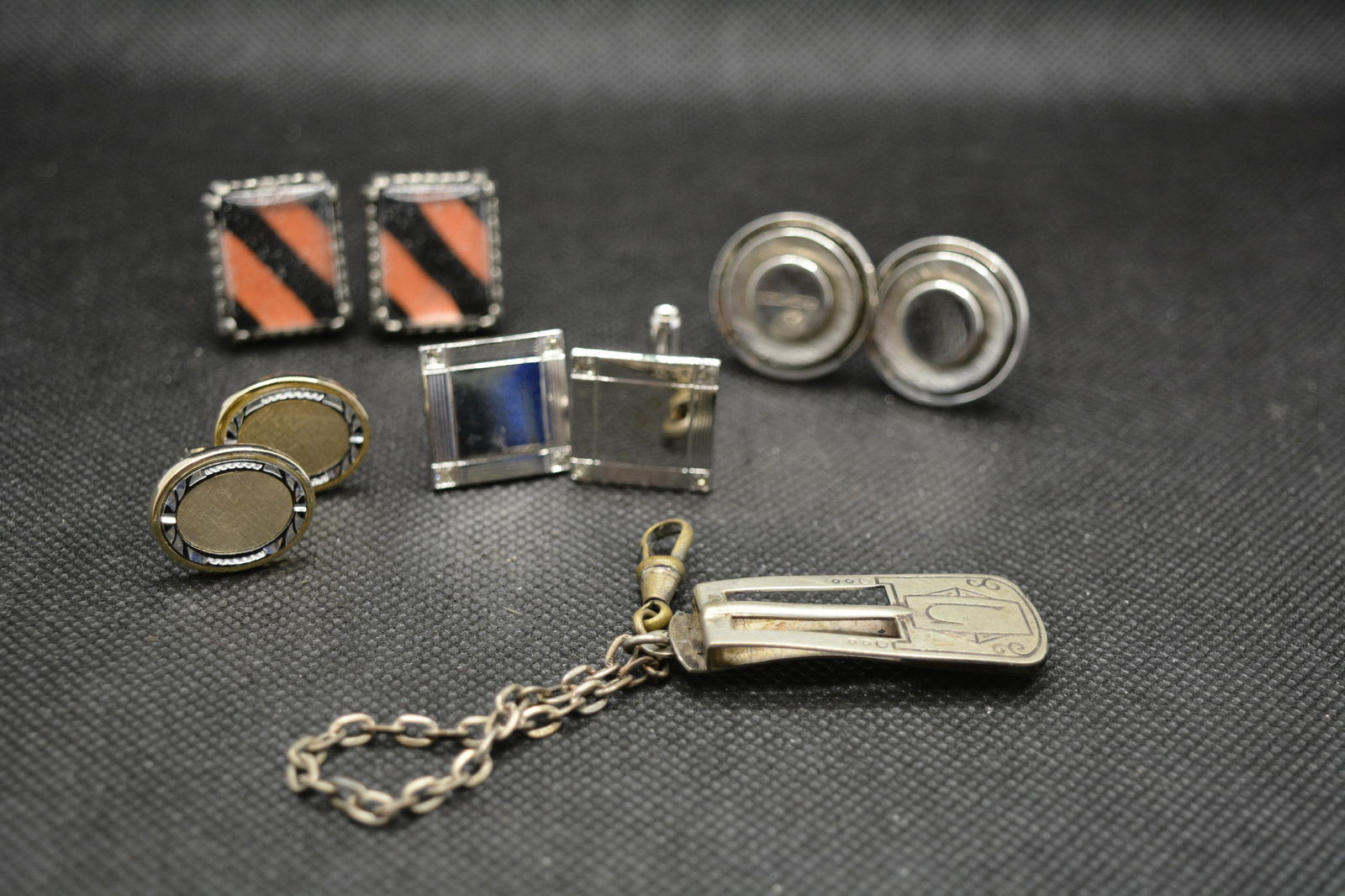 Lot of 4 Pair Vintage Cufflinks & Watch Fob (1 of 3)