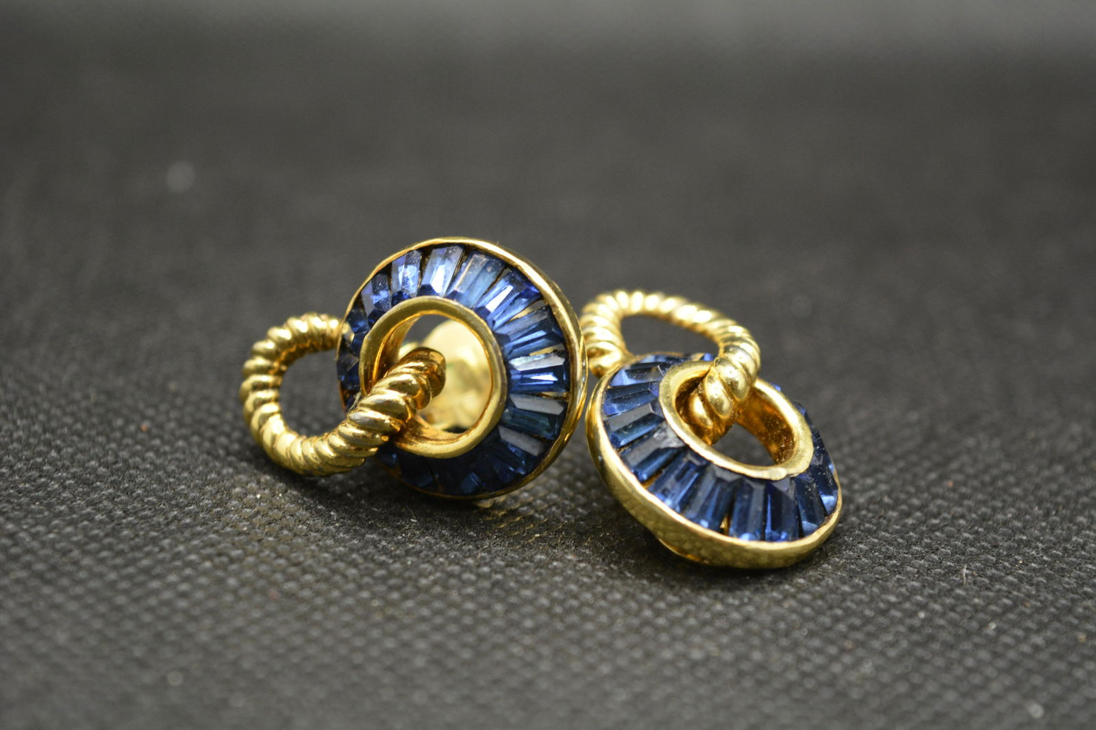 Vintage Mazer Bros. Blue Stone Gold Tone Earrings: clip on style, blue stone baguettes