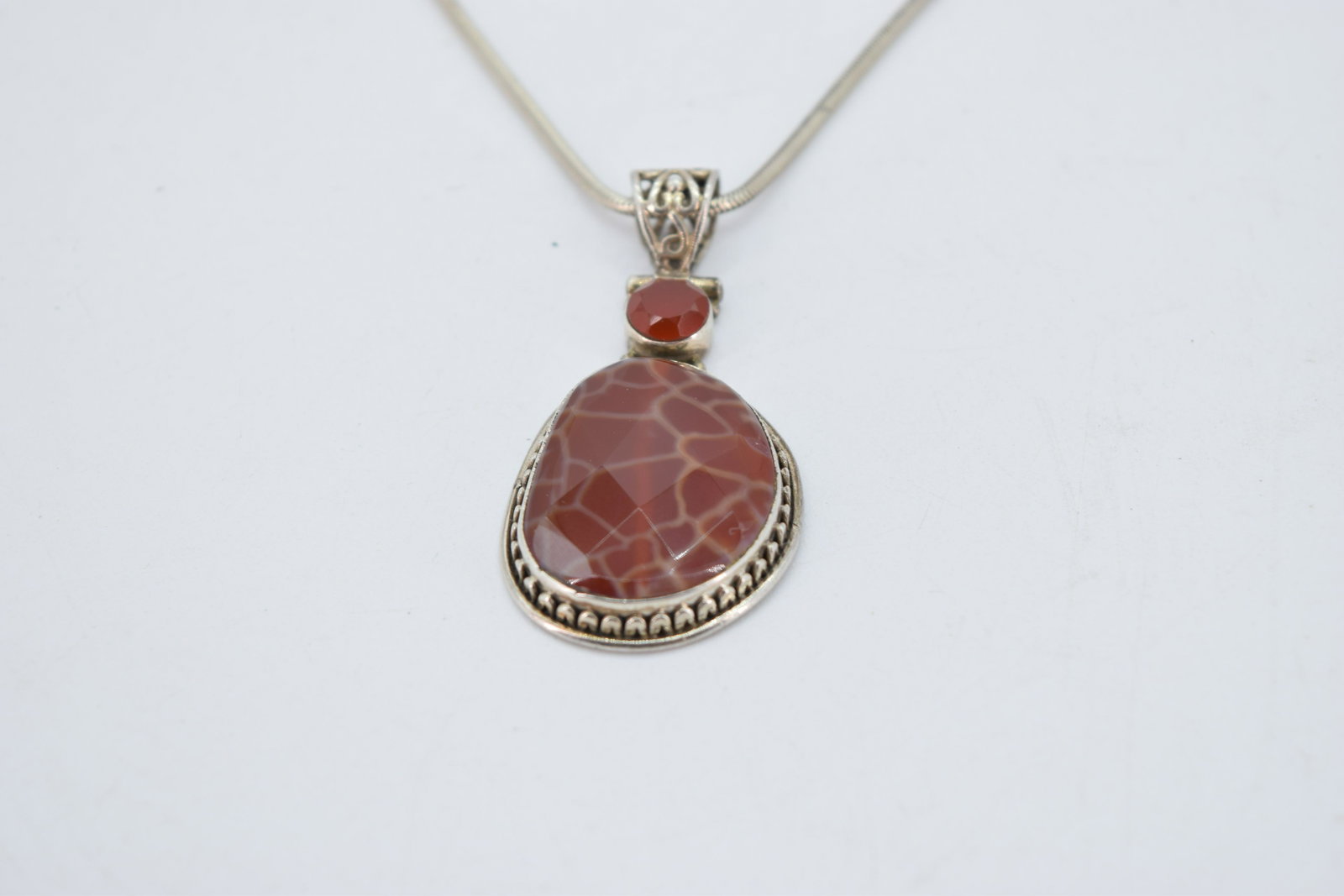 Sterling Crab Agate Pendant & Chain, marked 925 (1 of 3)