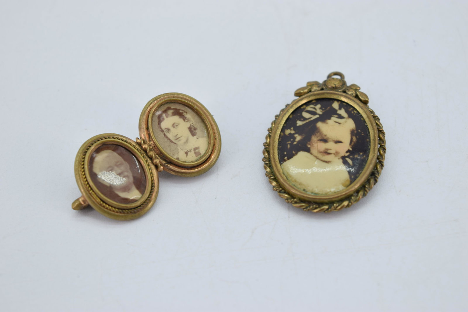 Lot of 2 Victorian Photo Jewelry, Brooch & Pendant (1 of 4)