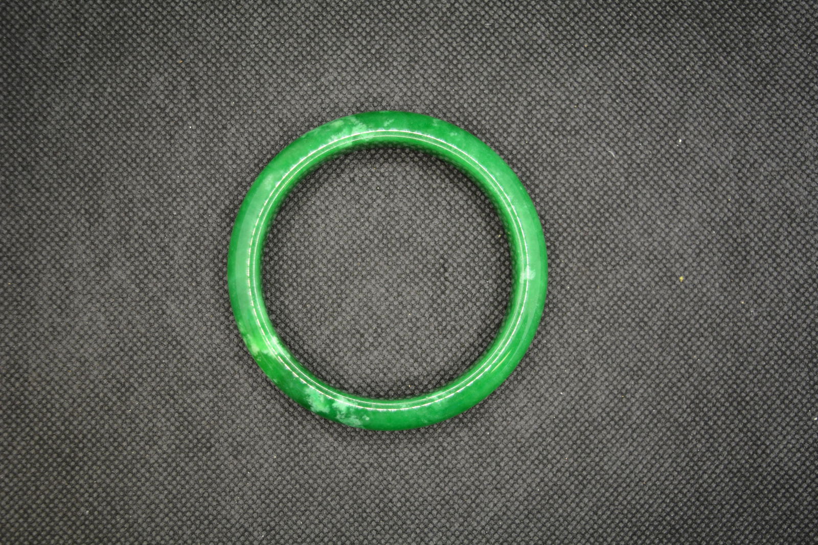 Vintage Green Jade Bangle Bracelet (1 of 4)