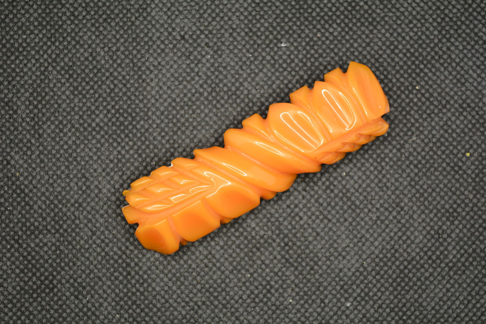 Vintage Carved Bakelite Brooch (1 of 2)
