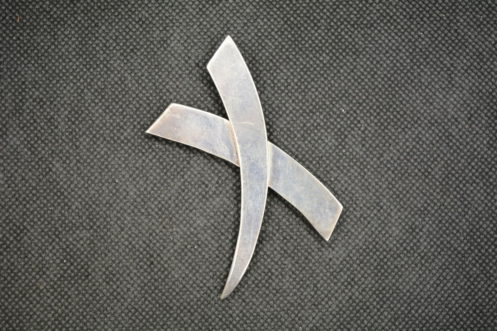 Vintage Heavy Sterling Silver Mexican Brooch (1 of 3)