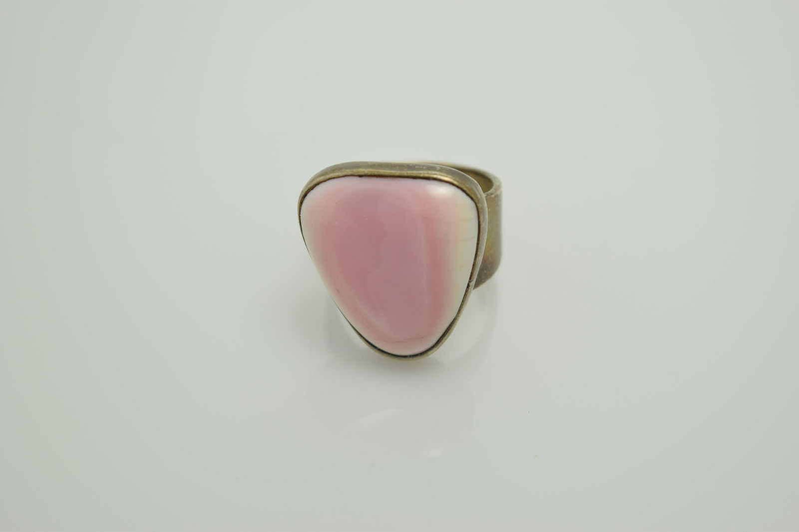 Vintage Sterling Silver Pink Stone Ring (1 of 3)