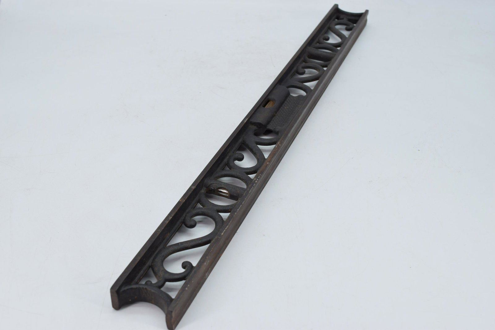 Antique Cast Iron L.S. Starrett, 3 Bubble Level: Starrett Tool Athol MA, fancy cast iron detail, one bubble has lost it's liquid but glass is fine, approx. 24 inches long, top plate in center is marked with makers name