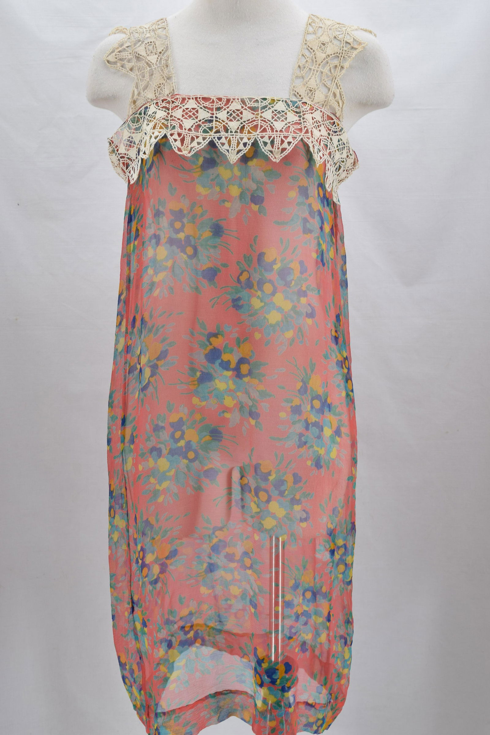 Vintage 1920's Floral Chiffon Dress with Lace: Lingerie style dress with a great floral print, lace yoke, approx. 38 bust, 36 waist, 36 hips, L shaped tare