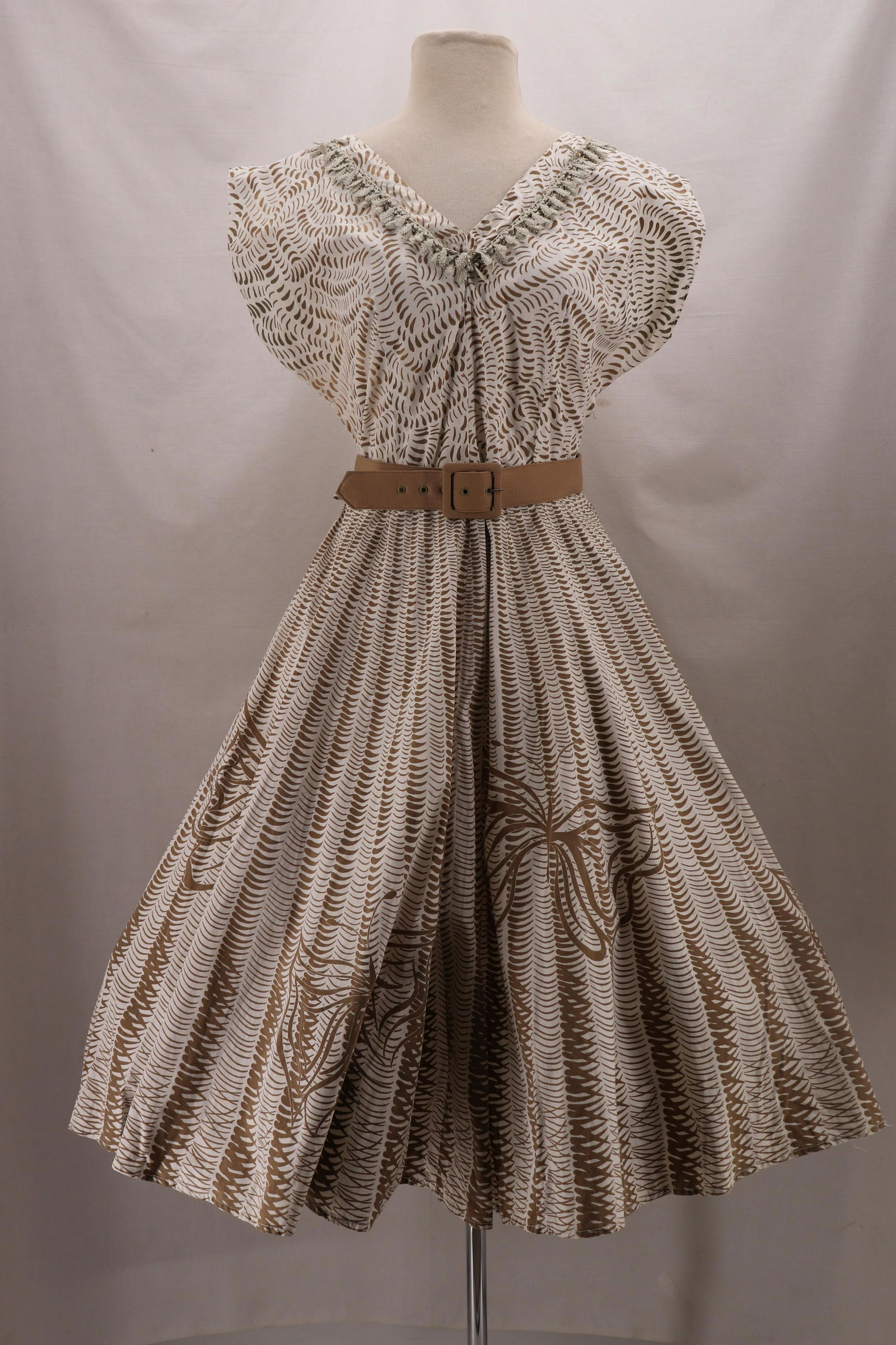 Vintage 1950's Kari Alton, Cotton Novelty Butterfly (1 of 9)