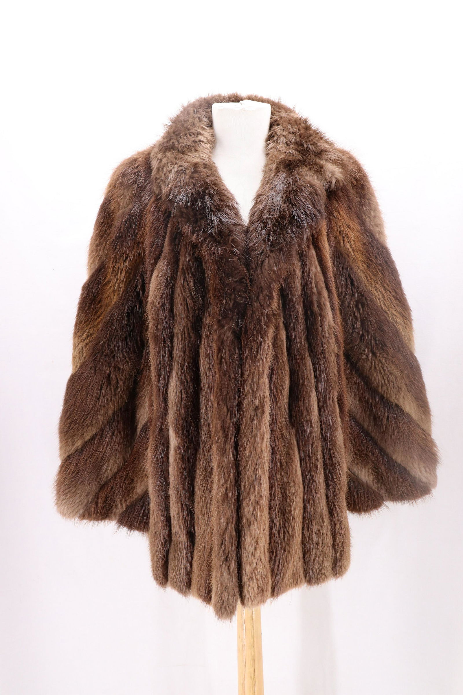 Vintage 1980's Beaver Fur Jacket, MAX ZELLA FURRIER (1 of 12)