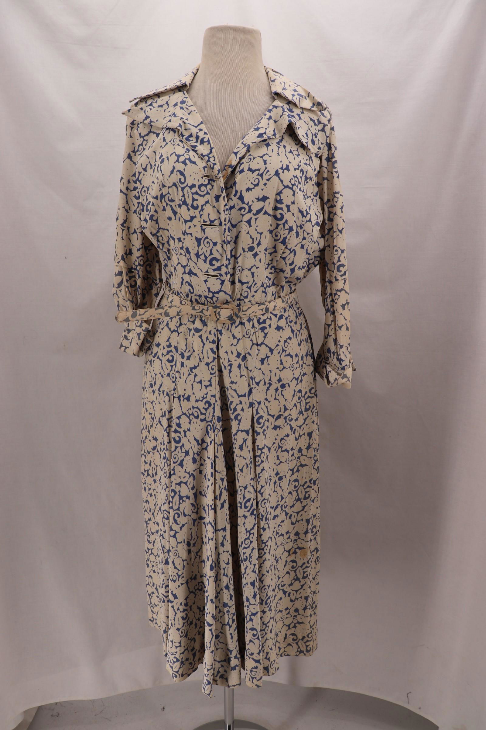 Vintage 1940's Rayon Day Dress (1 of 9)
