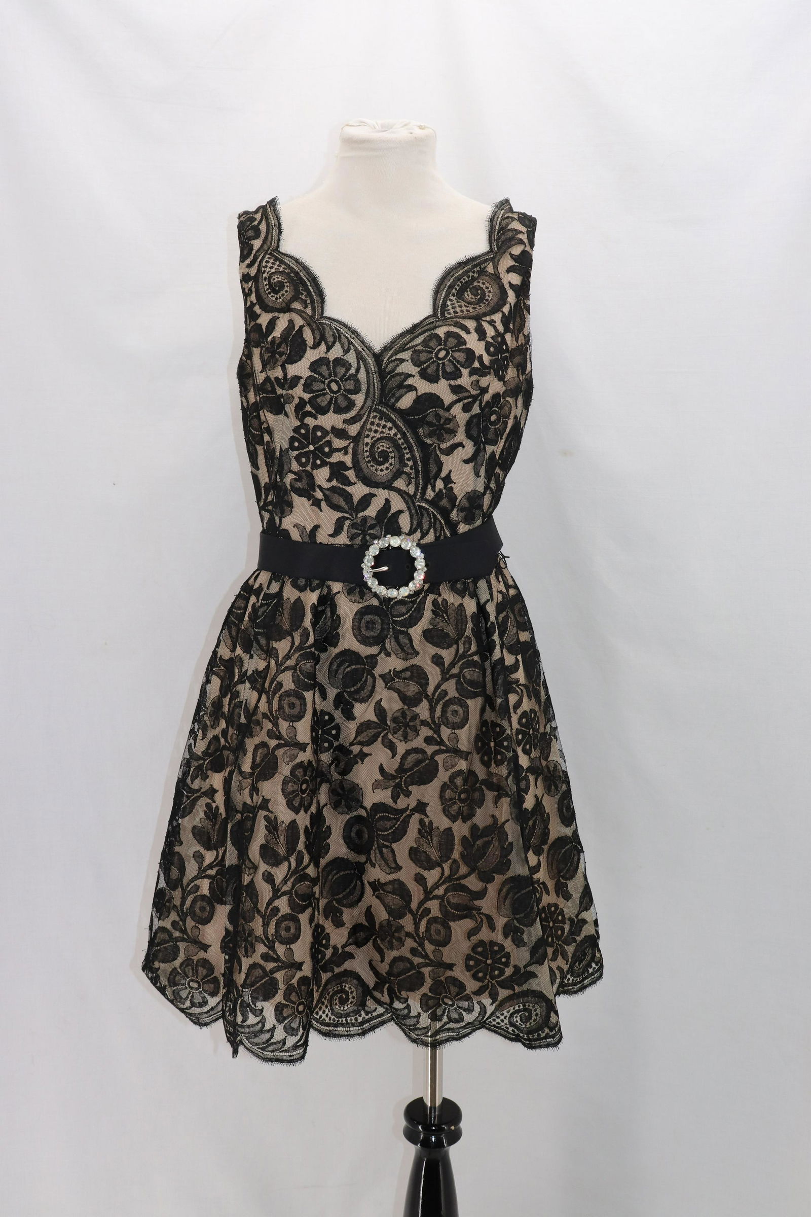 Vintage 1960's Black Lace Cocktail Dress (1 of 7)