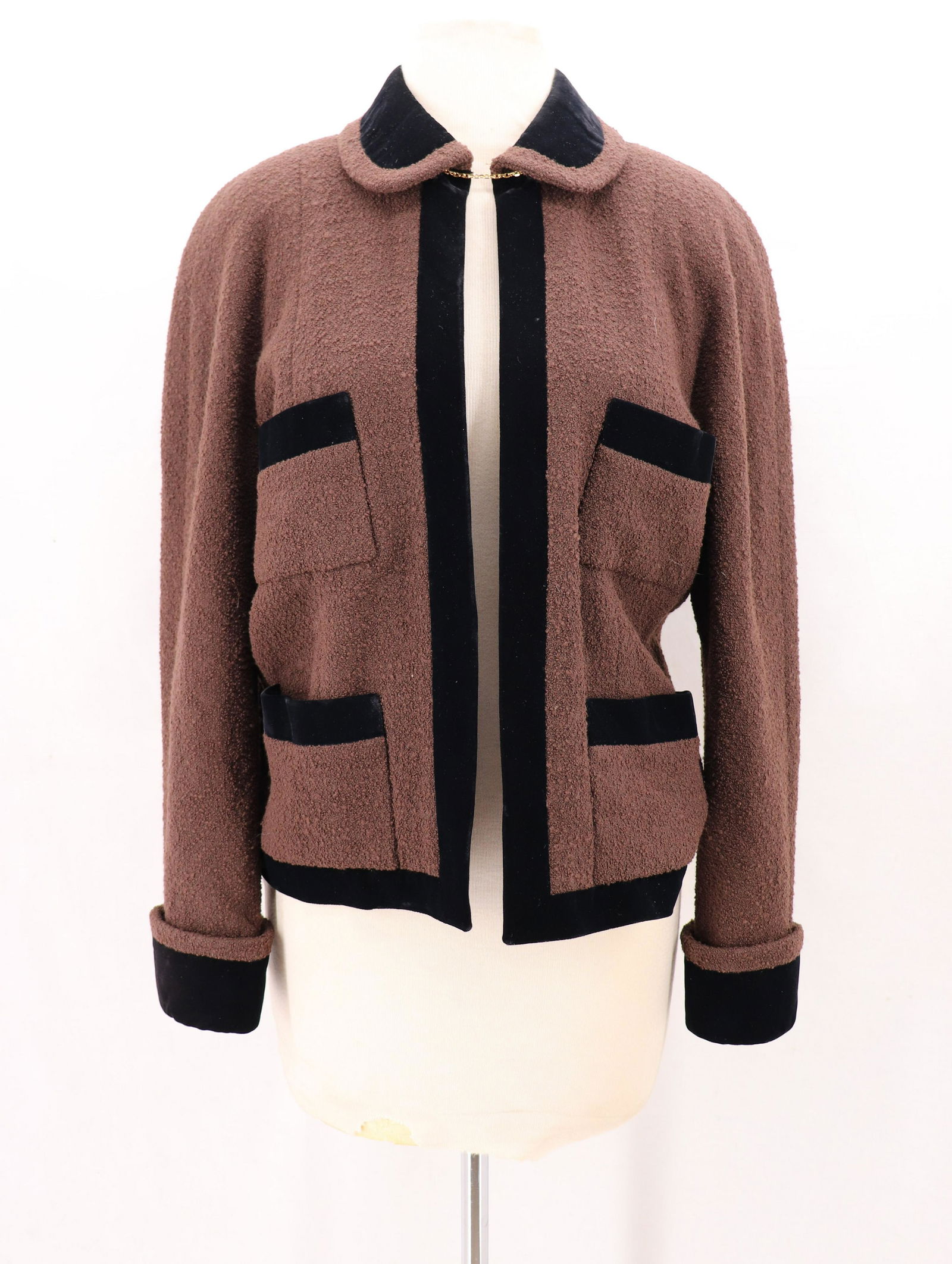 Vintage 2000's CHANEL BOUTIQUE Boucle Jacket (1 of 14)