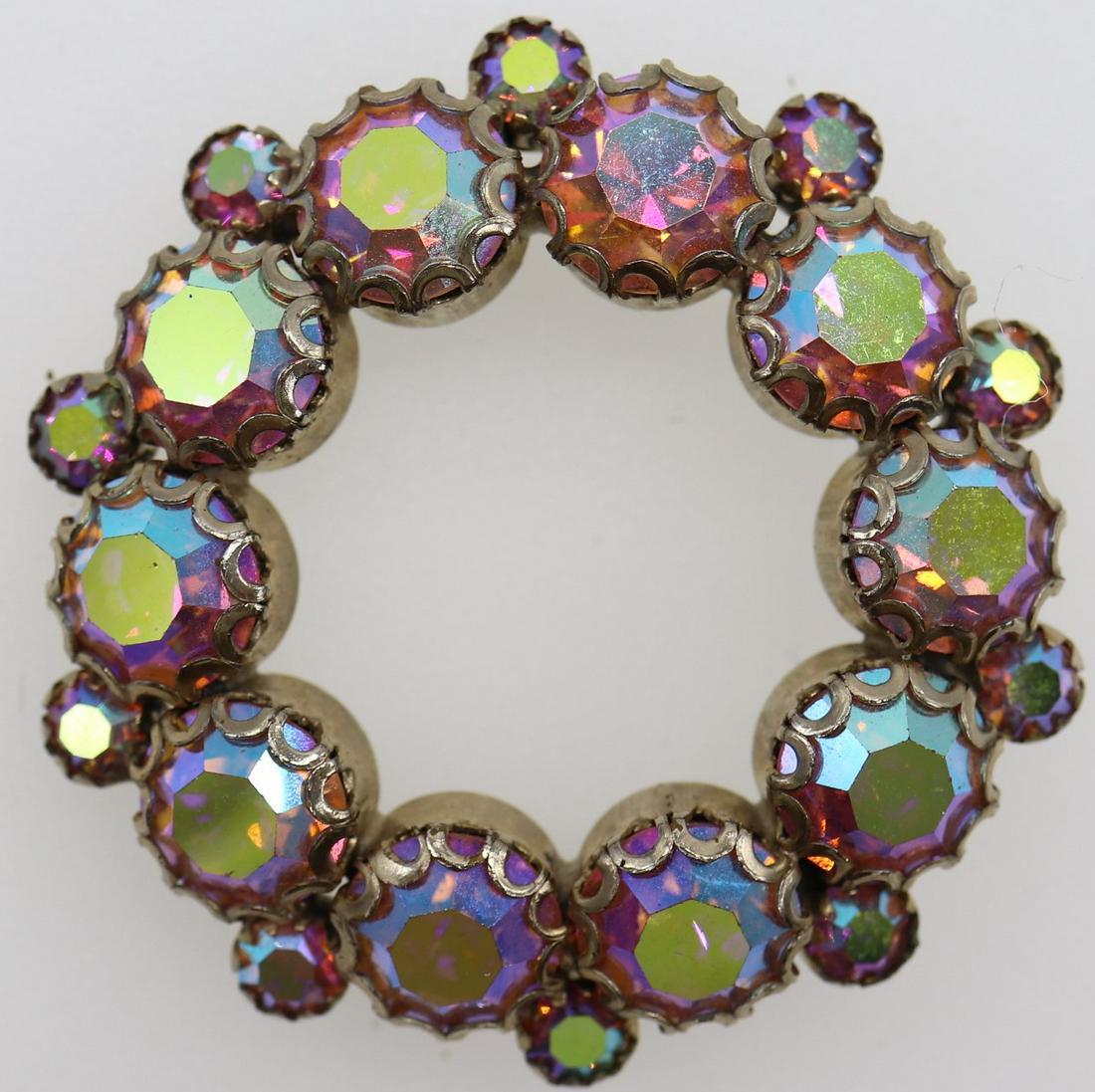Vintage Weiss Iridescent Stone Wreath Brooch (1 of 4)