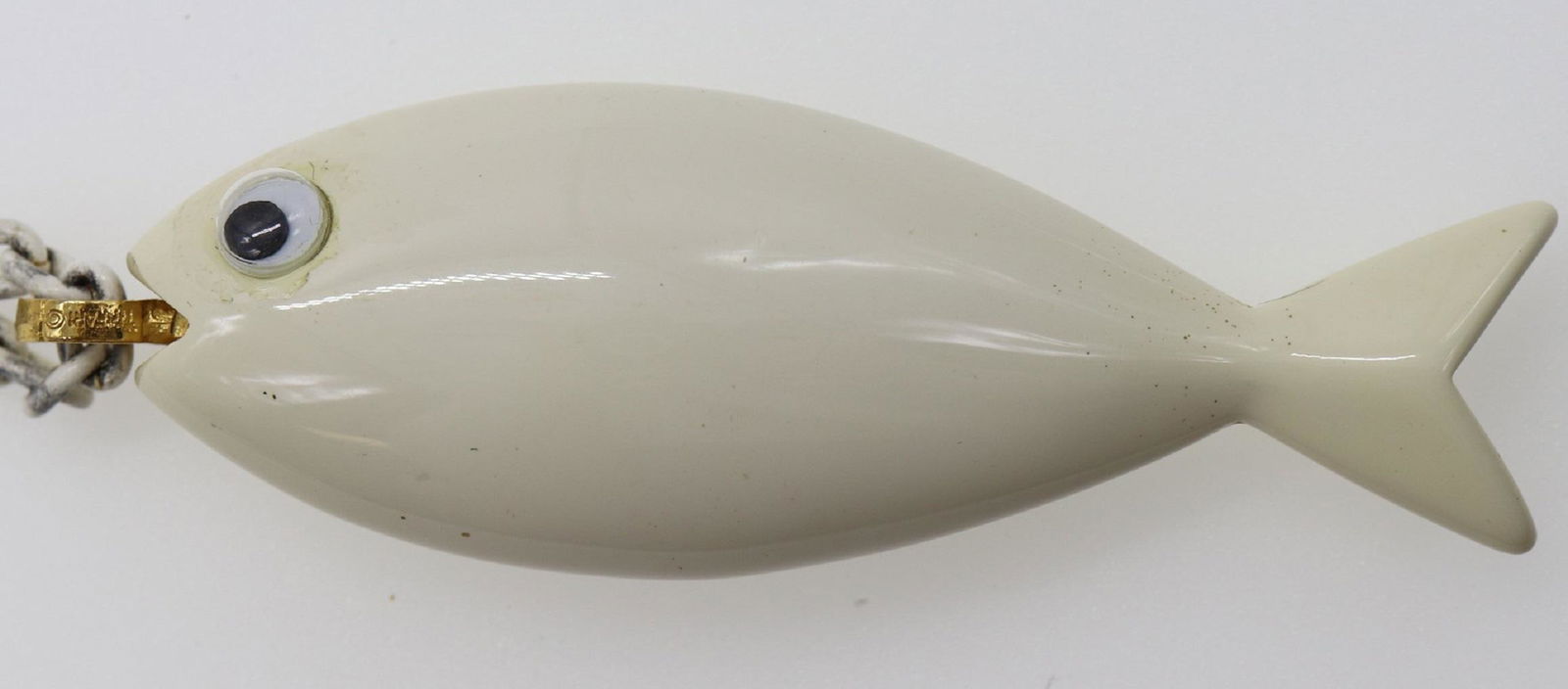 Vintage 1970's Trifari Enamel Fish Pendant & necklace (1 of 6)