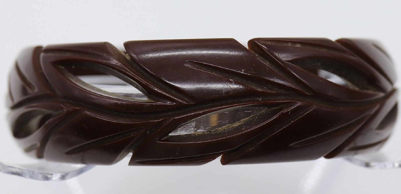 Vintage Brown Bakelite Carved Bracelet (1 of 4)