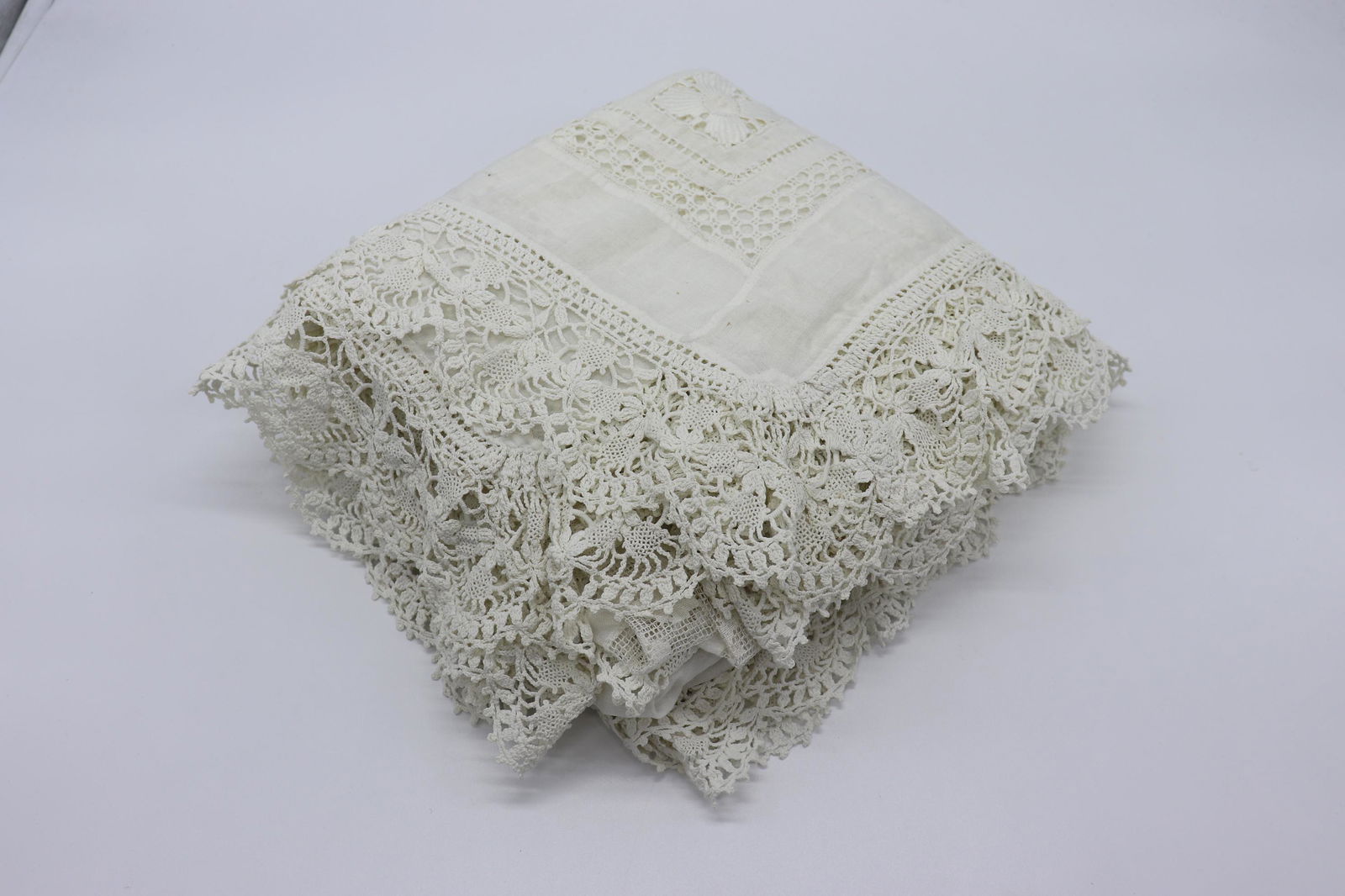 Vintage Mixed Lace Table Cloth with Cherubs (1 of 7)