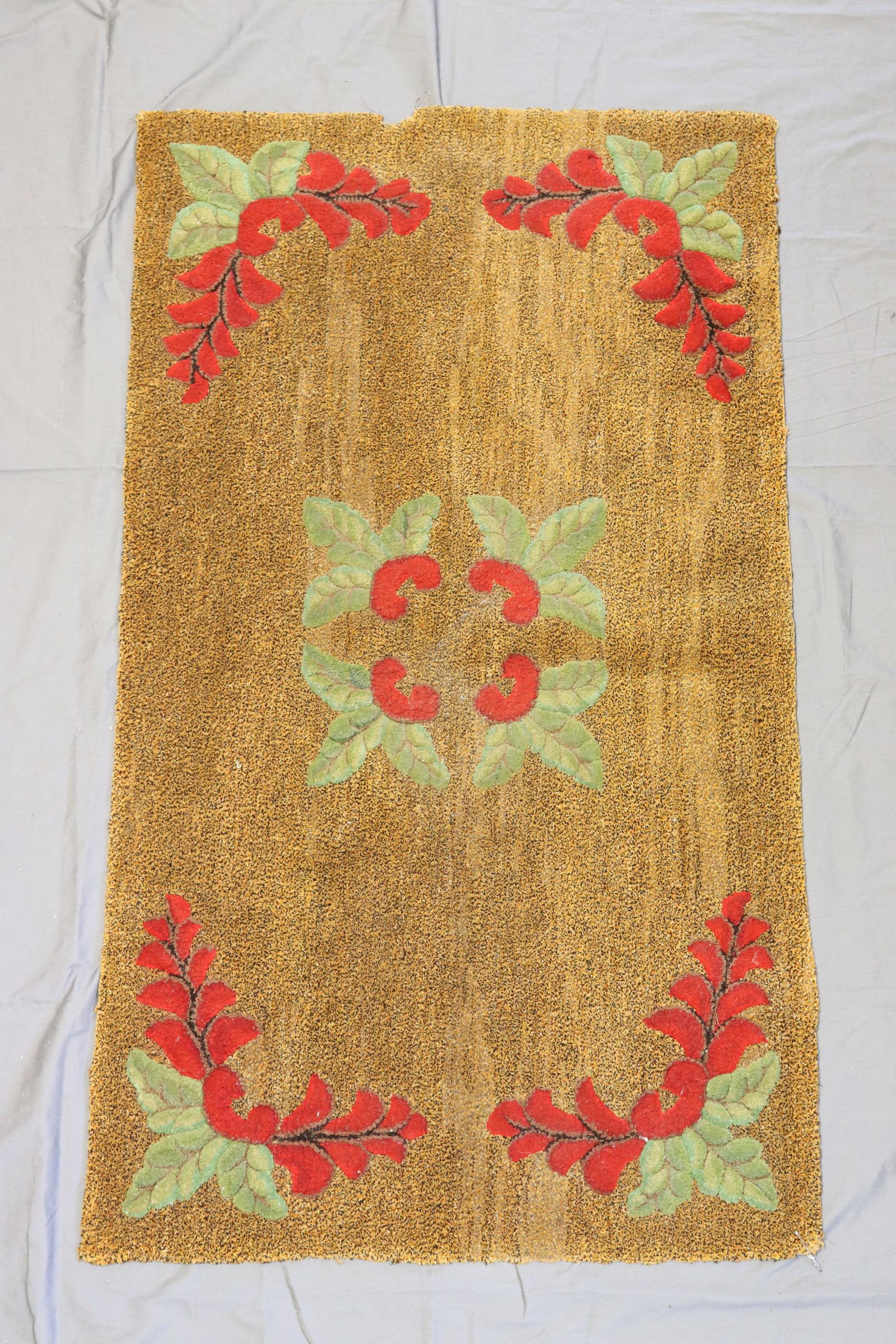 Vintage Red and Green Leaf Carpet (1 of 5)
