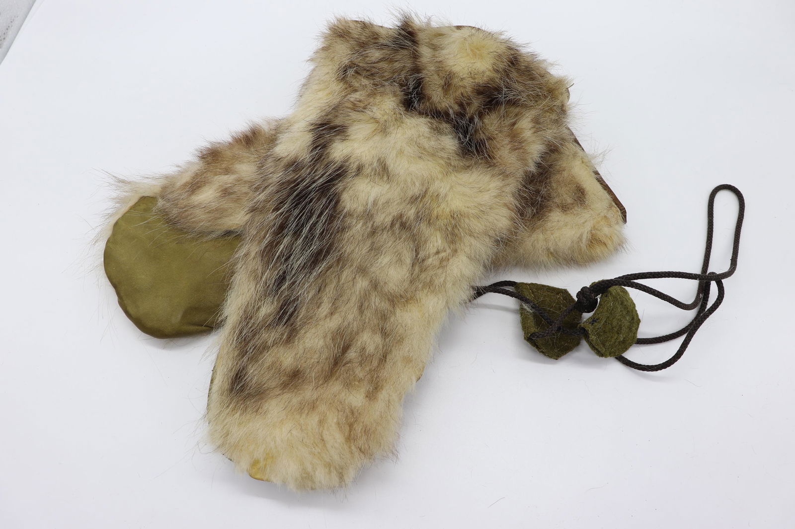 Vintage Fox Fur Military Flying Mittens (1 of 4)