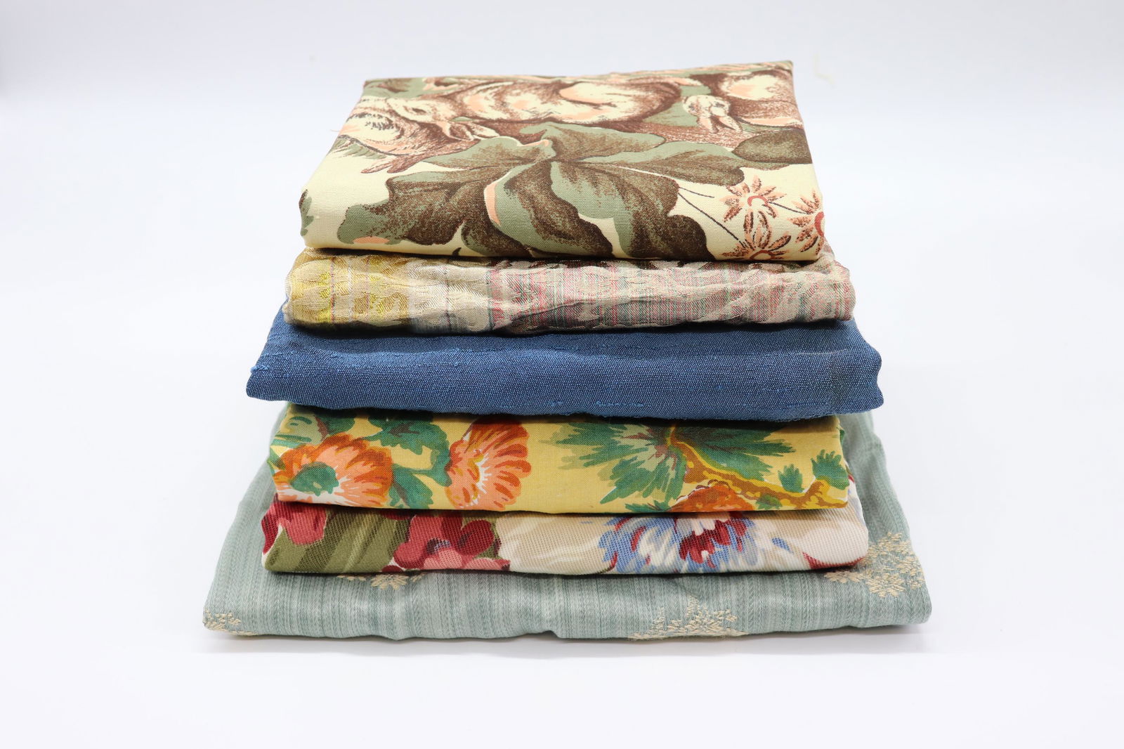 Lot of Vintage Fabric & Samples (1 of 20)