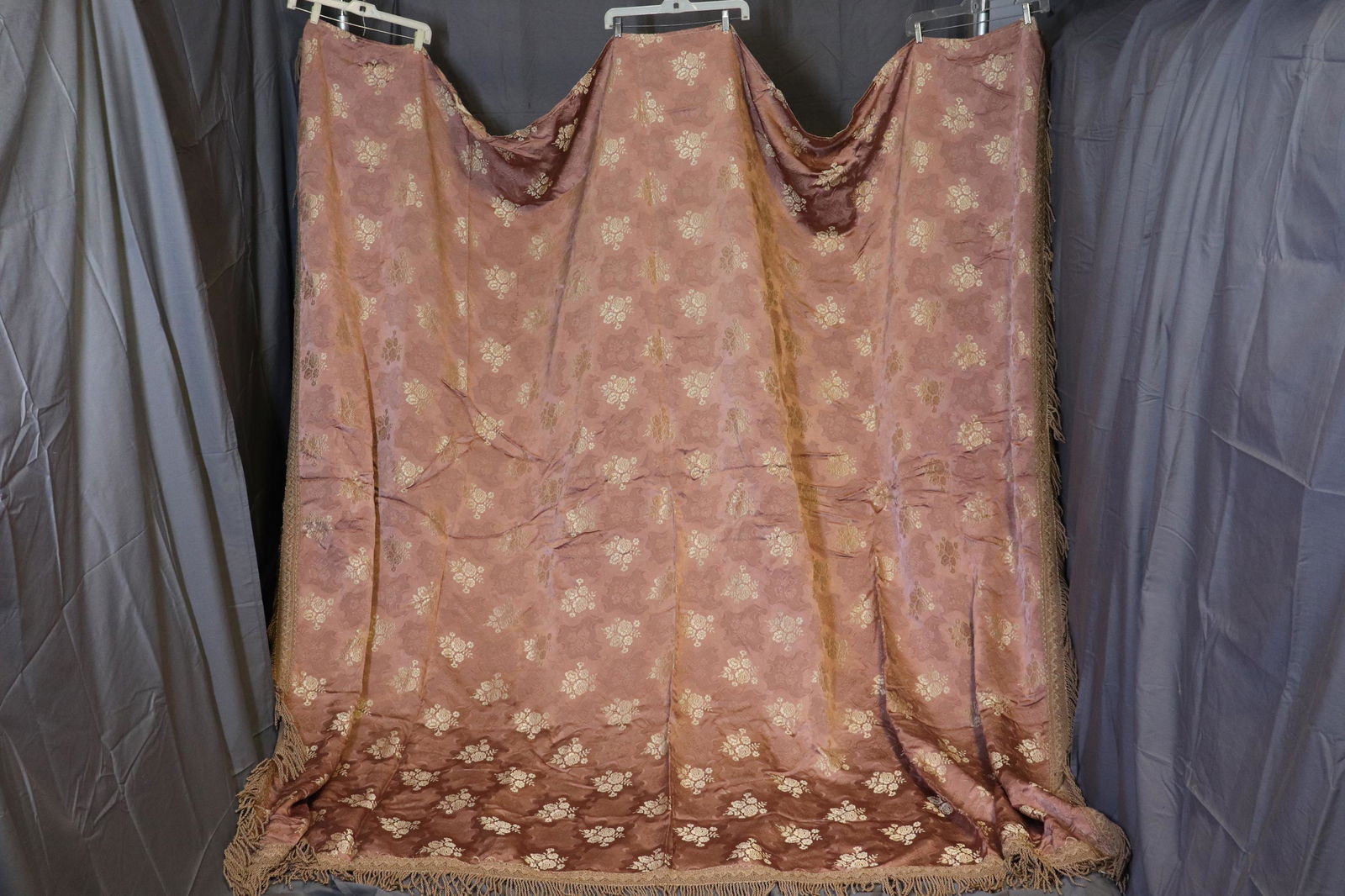 Vintage Satin Jacquard Bedspread (1 of 4)