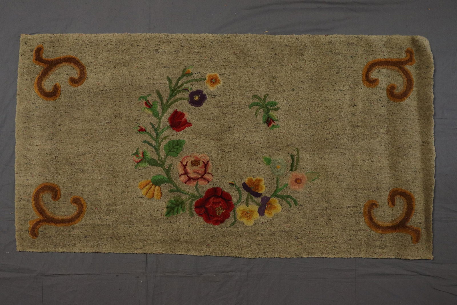 Vintage Woven Wool and Hand Hooked Rug (1 of 7)