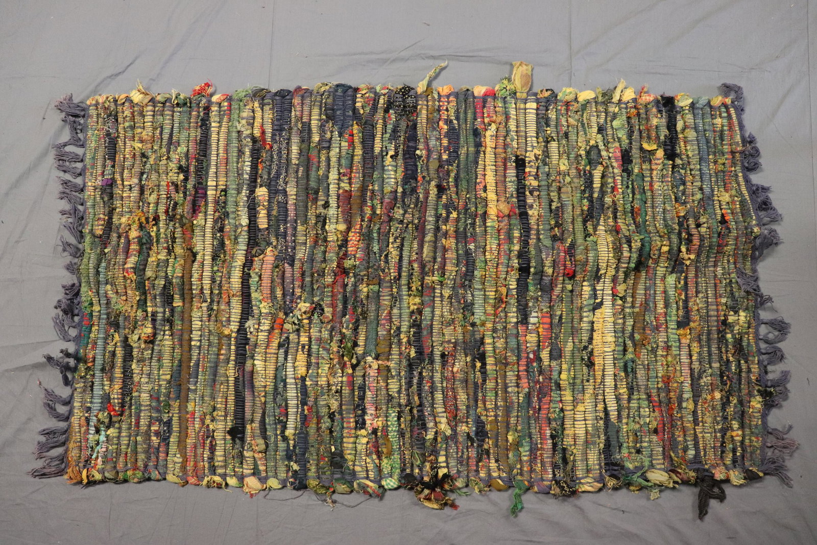 Vintage Hand Made Folk Art Rag Rug: true rag rug, approx. 29 x 52, needs cleaning, see photo's