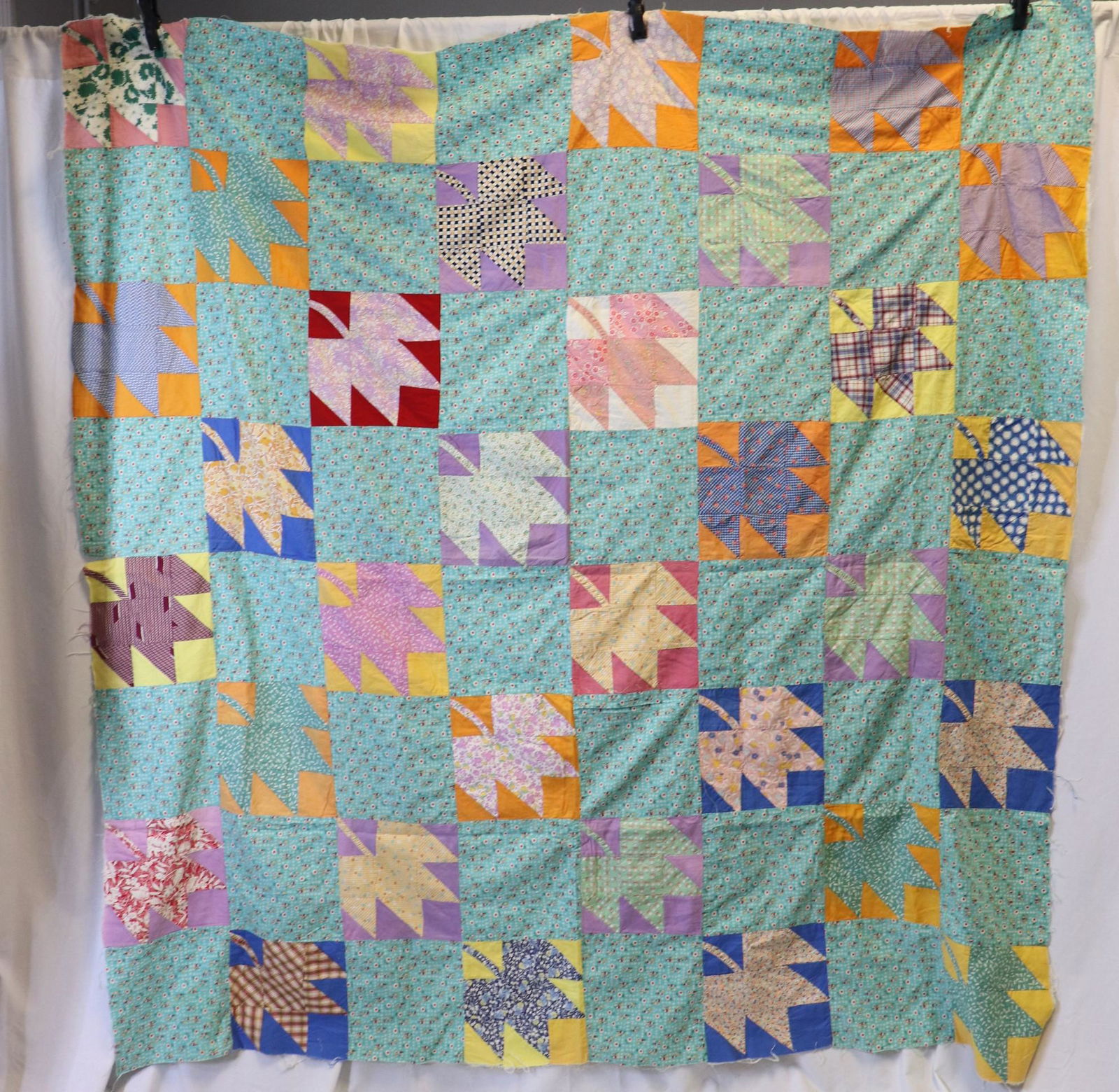 Vintage 1940's Maple Leaf Quilt Top (1 of 8)