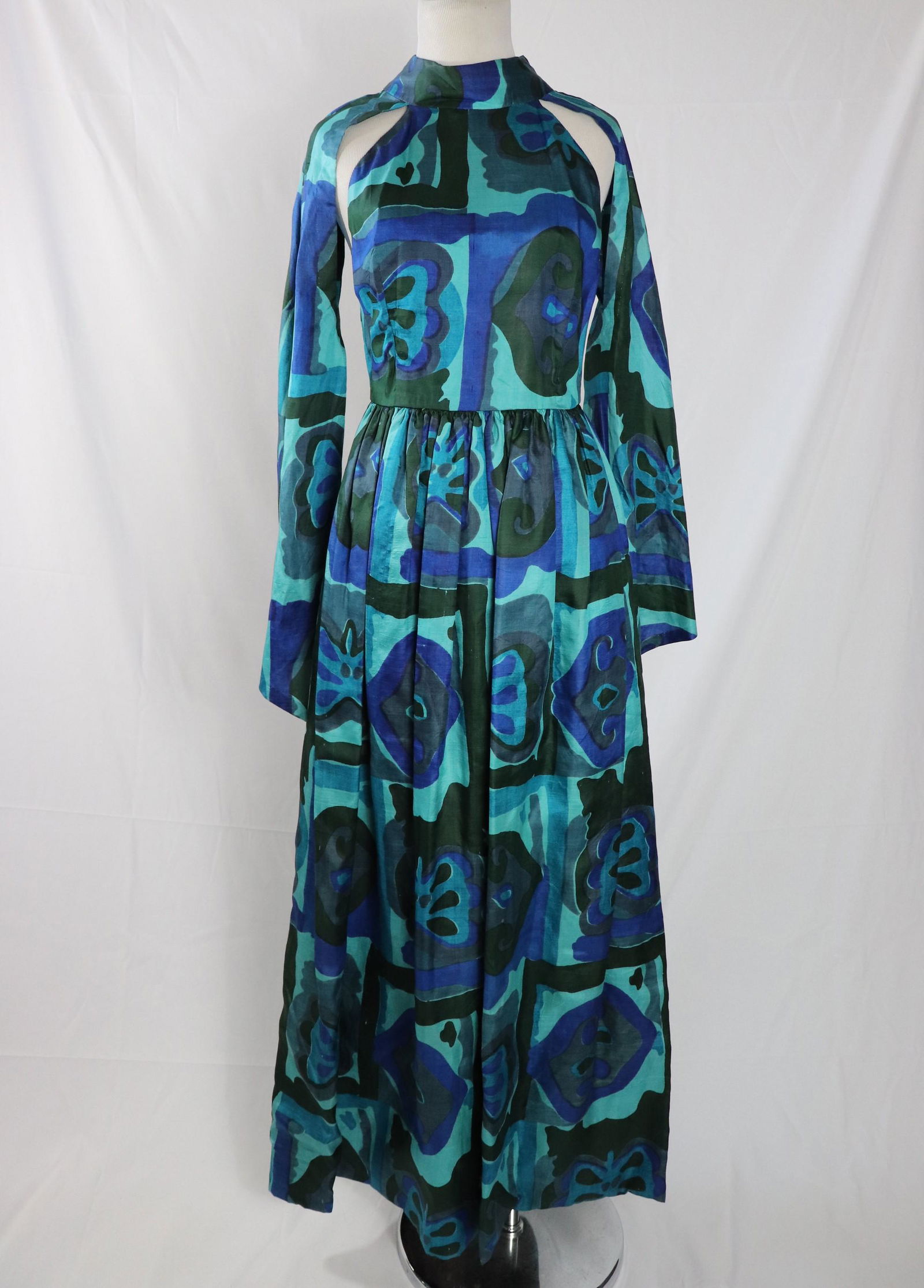 Vintage 1970's Sabina of India Silk Gown (1 of 15)