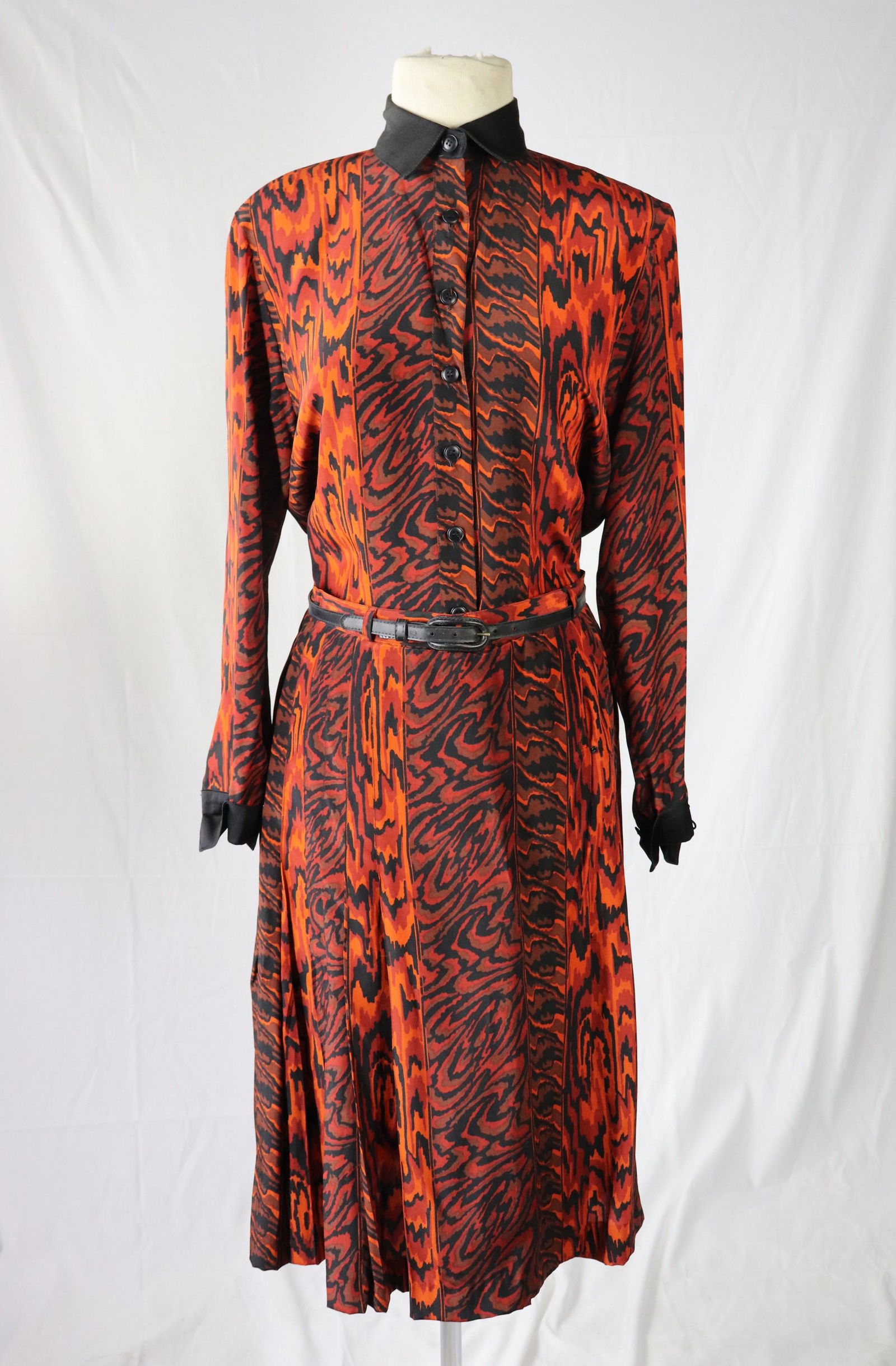 Vintage Ladies Silk Blouse & Skirt Set Scherrer (1 of 19)