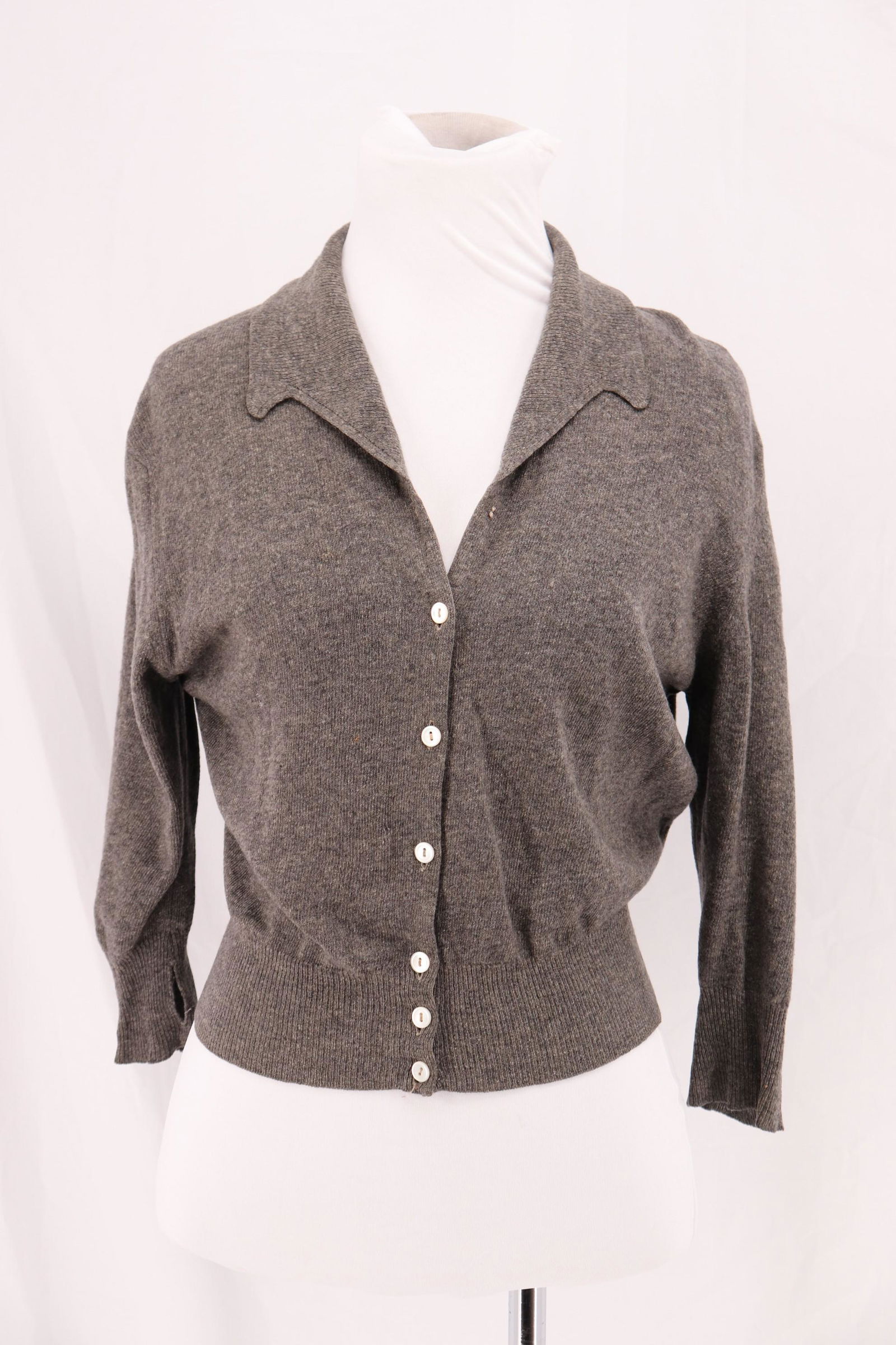 Vintage 1950's  Ladies Gray Cardigan Sweater (1 of 14)