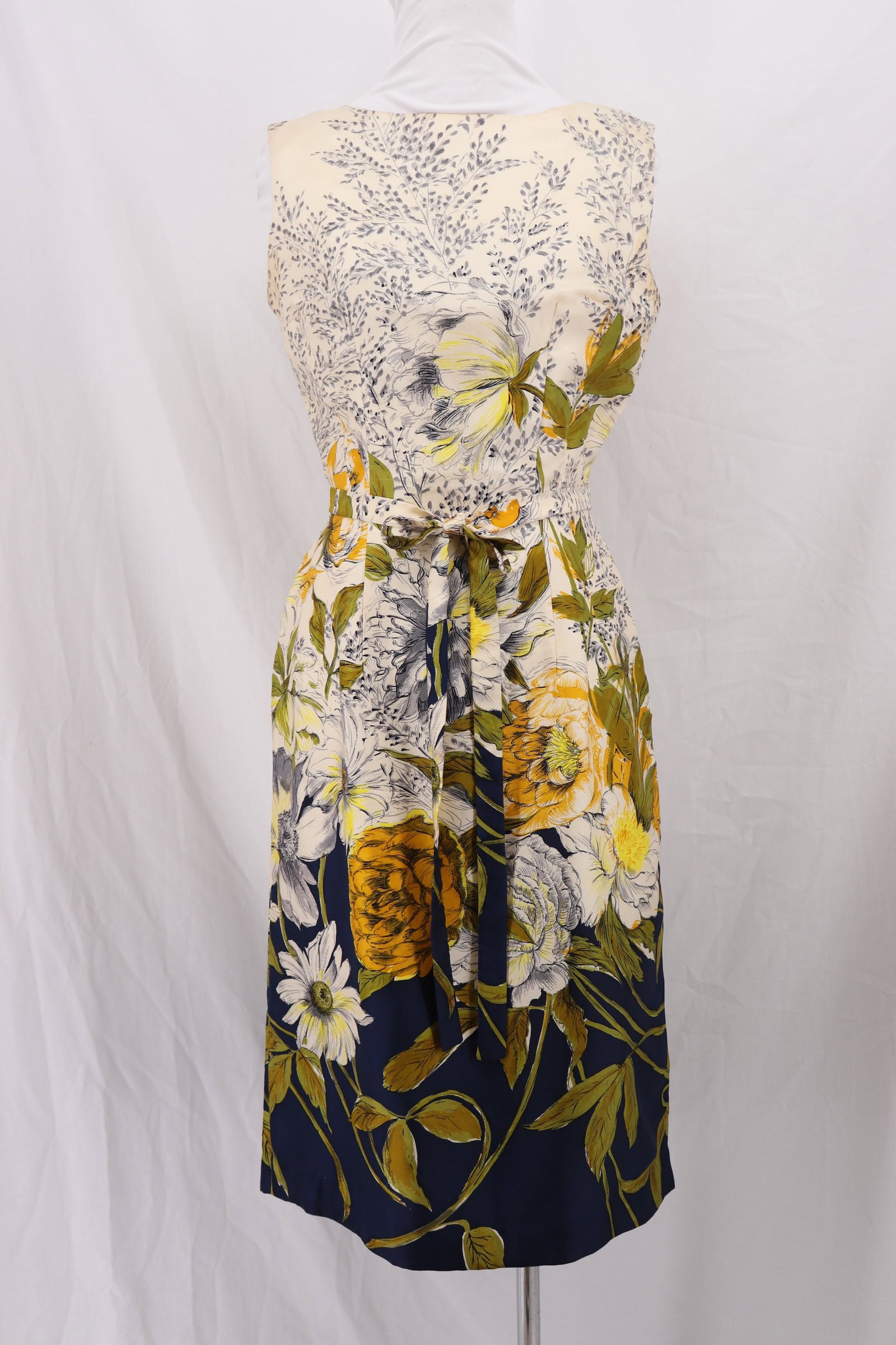 Vintage 1950's JEUNESSE Floral Print Silk Shift: sleeveless, bateau collar, darts at waist, back metal zipper, floral garden printed silk or silk blend, tie belt, approx.36 bust, 26 waist, see photo's for underarm and neckline stains
