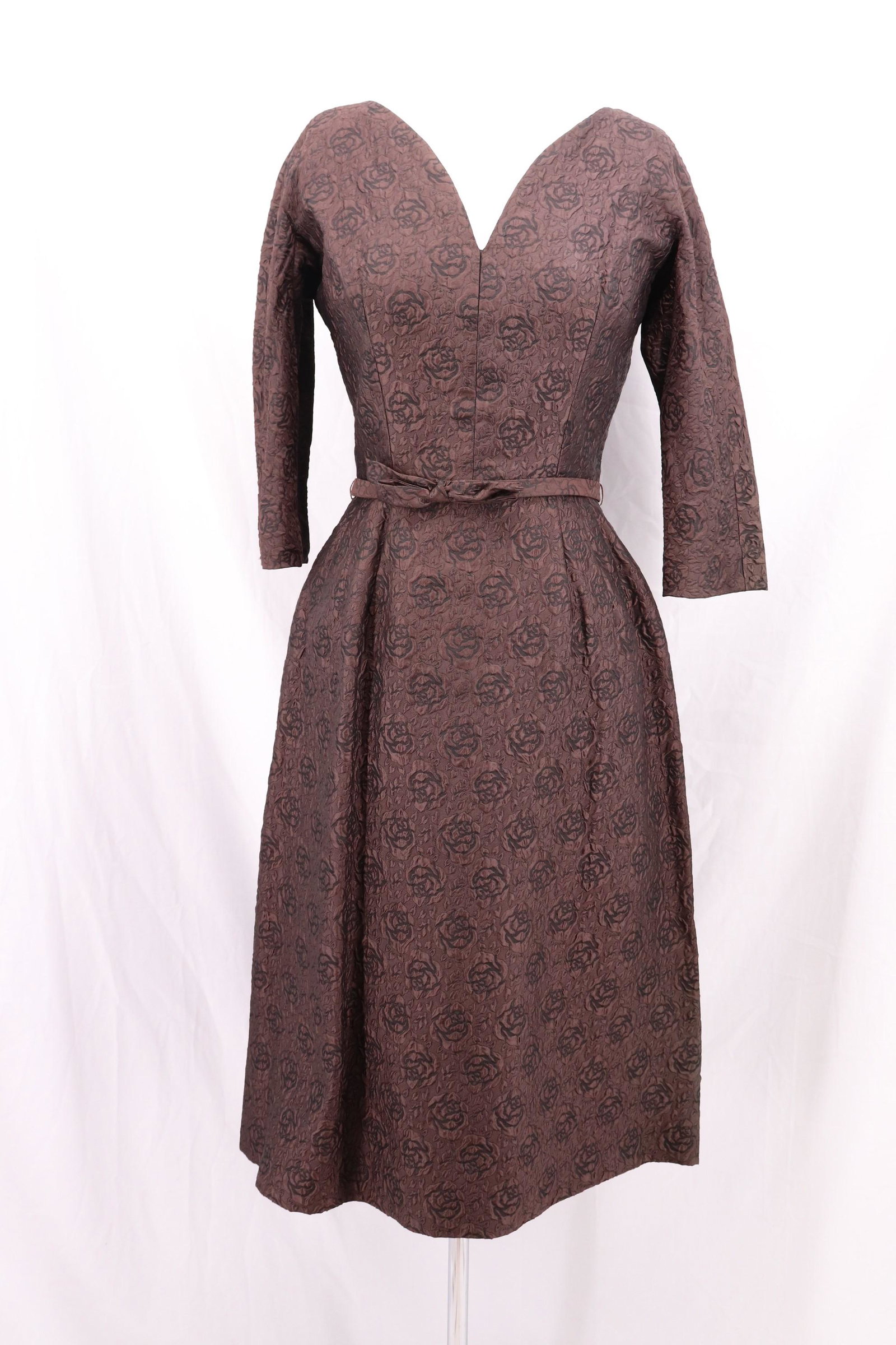 Vintage 1960's BRANELL Puffy Rose Sheath Cocktail Dress: Elbow length dolman sleeves, v neck, darts at wasit,puffy silk rose fabric, has original belt, only brand marking is on matching belt, Approx. 38 bust, 28 waist, good condition