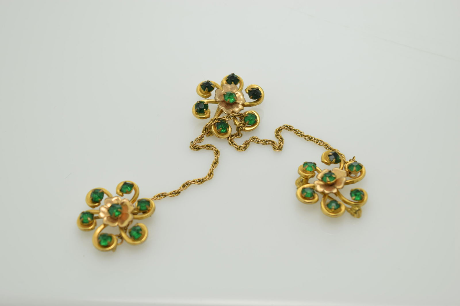 A vintage gold filled chatelaine style pin. (1 of 4)